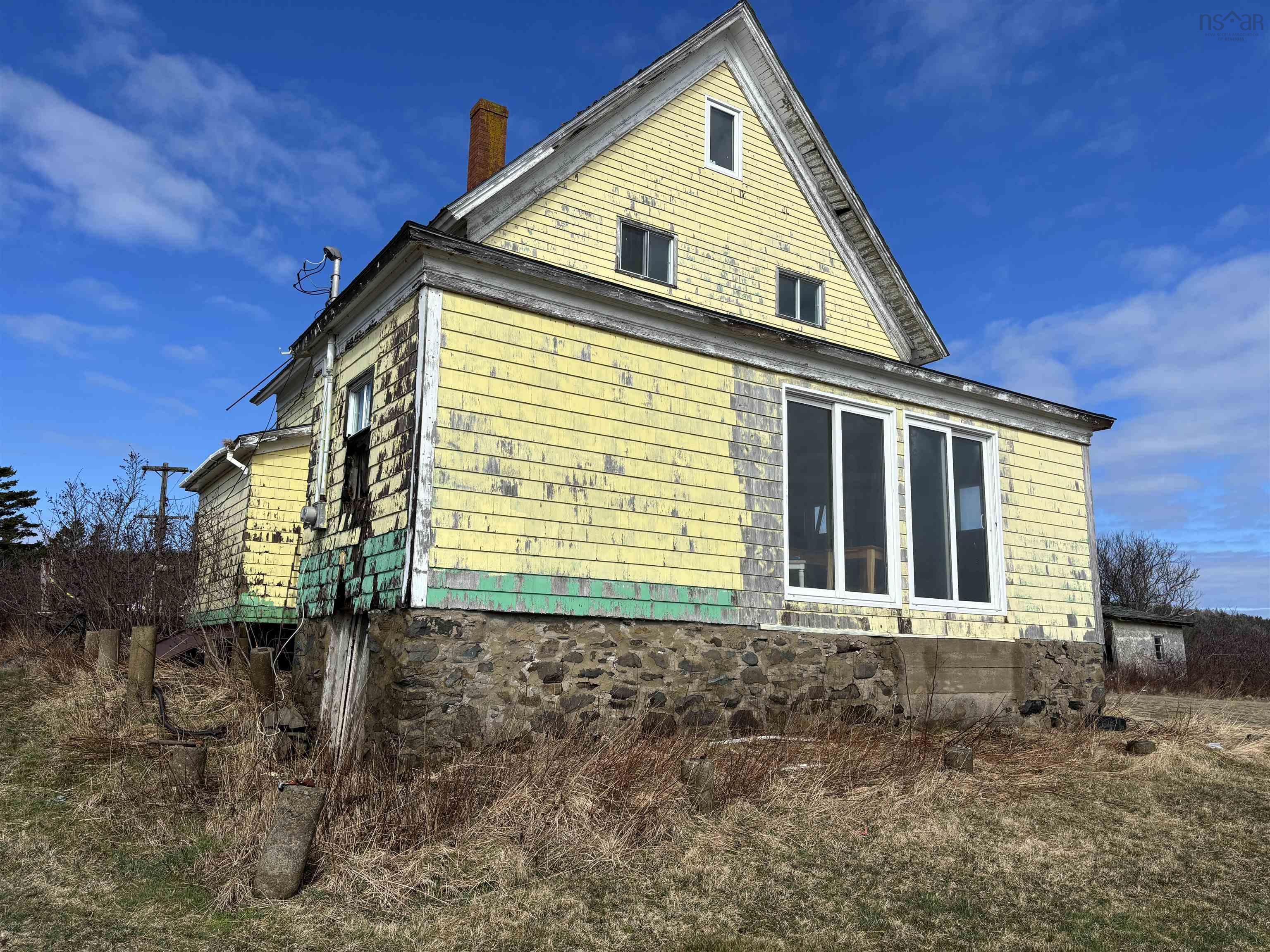 $89,000.00: 3284 Highway 217, Tiverton