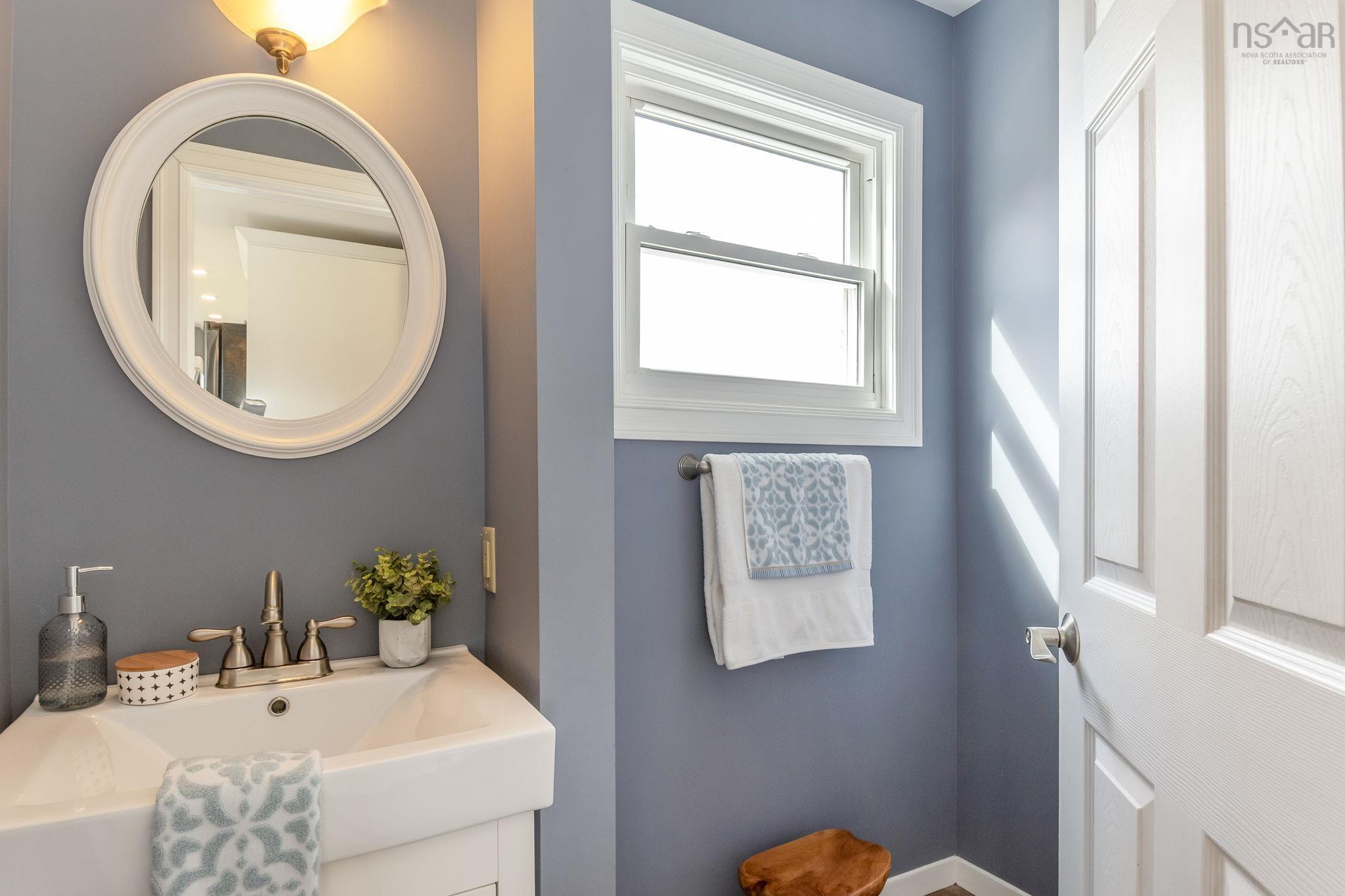 $725,000.00: 102 Pheasant Road, North Grand Pre