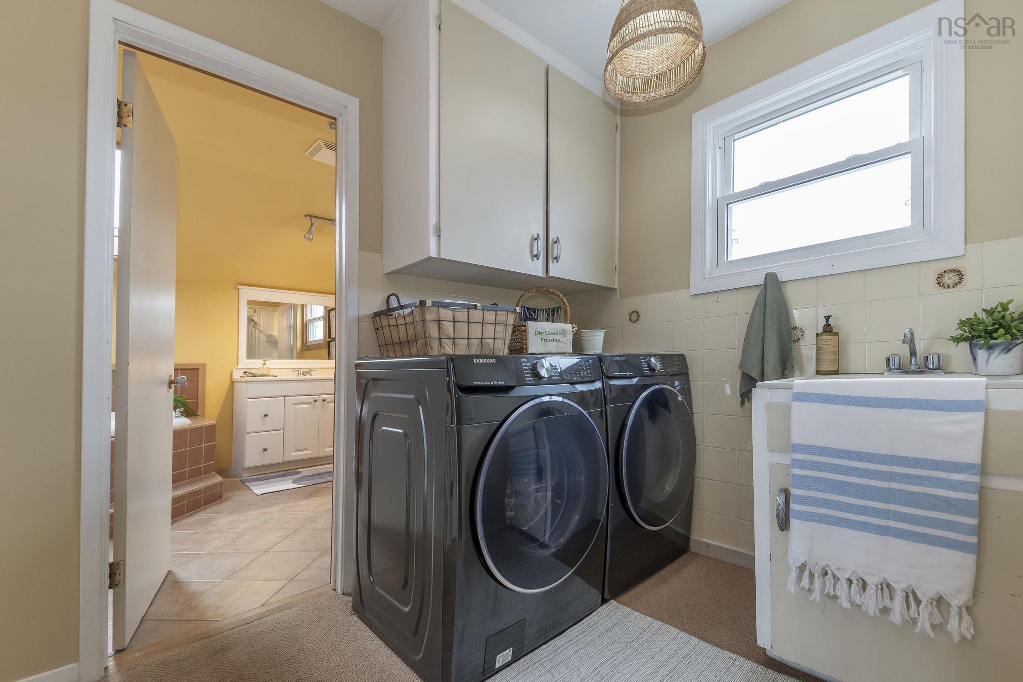 $725,000.00: 102 Pheasant Road, North Grand Pre