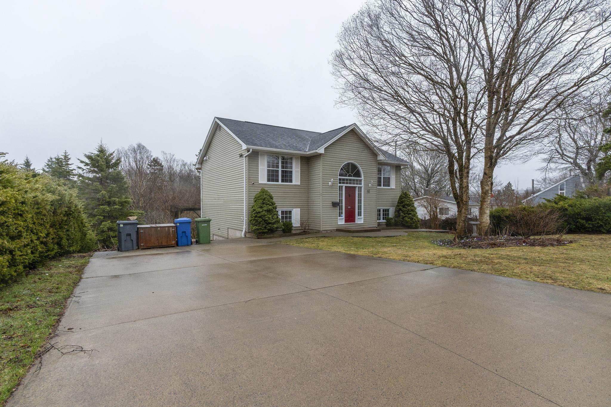 $649,900.00: 58 Riverwood Drive, Timberlea