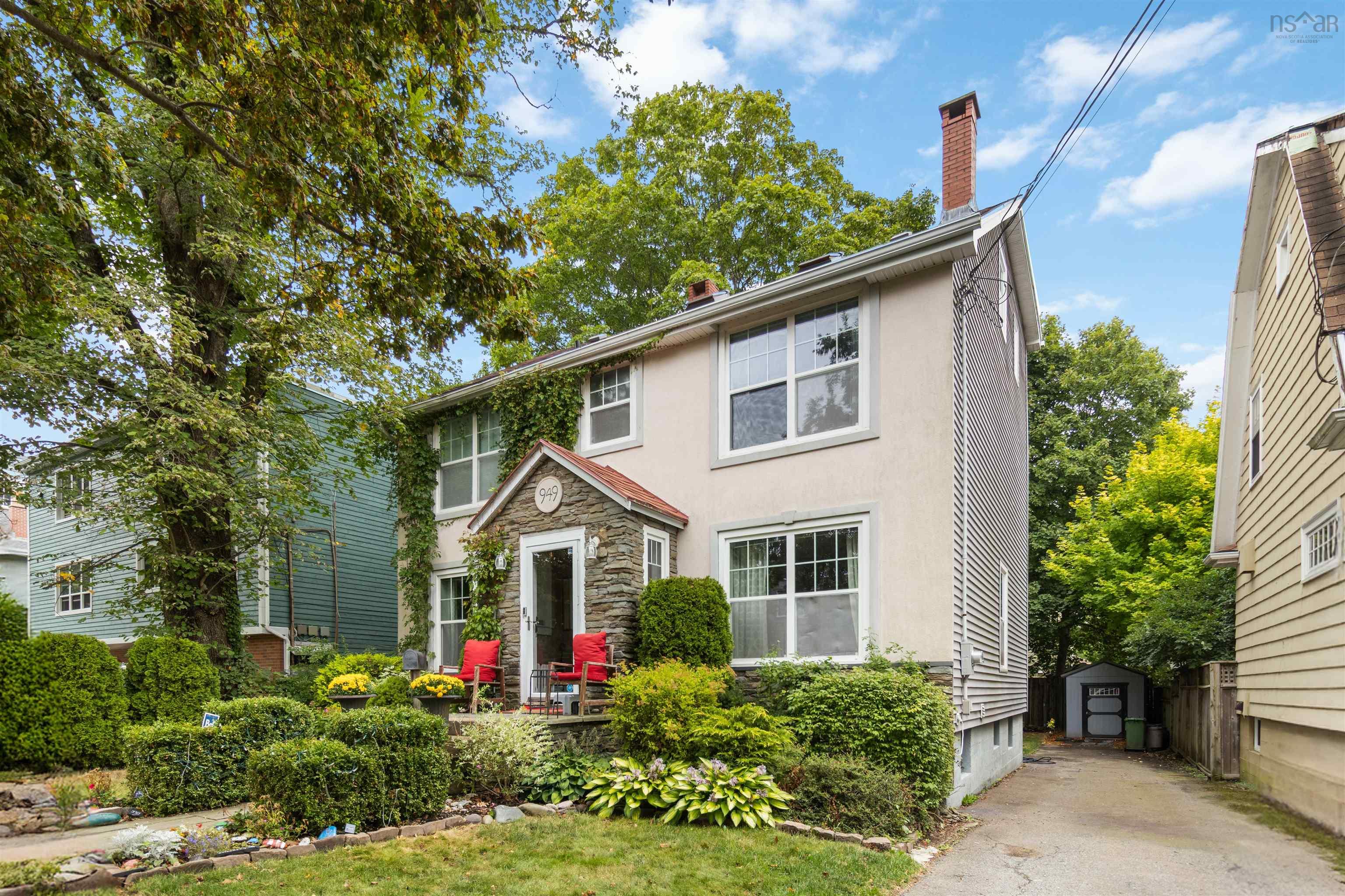 $1,675,000.00: 949 McLean Street, Halifax
