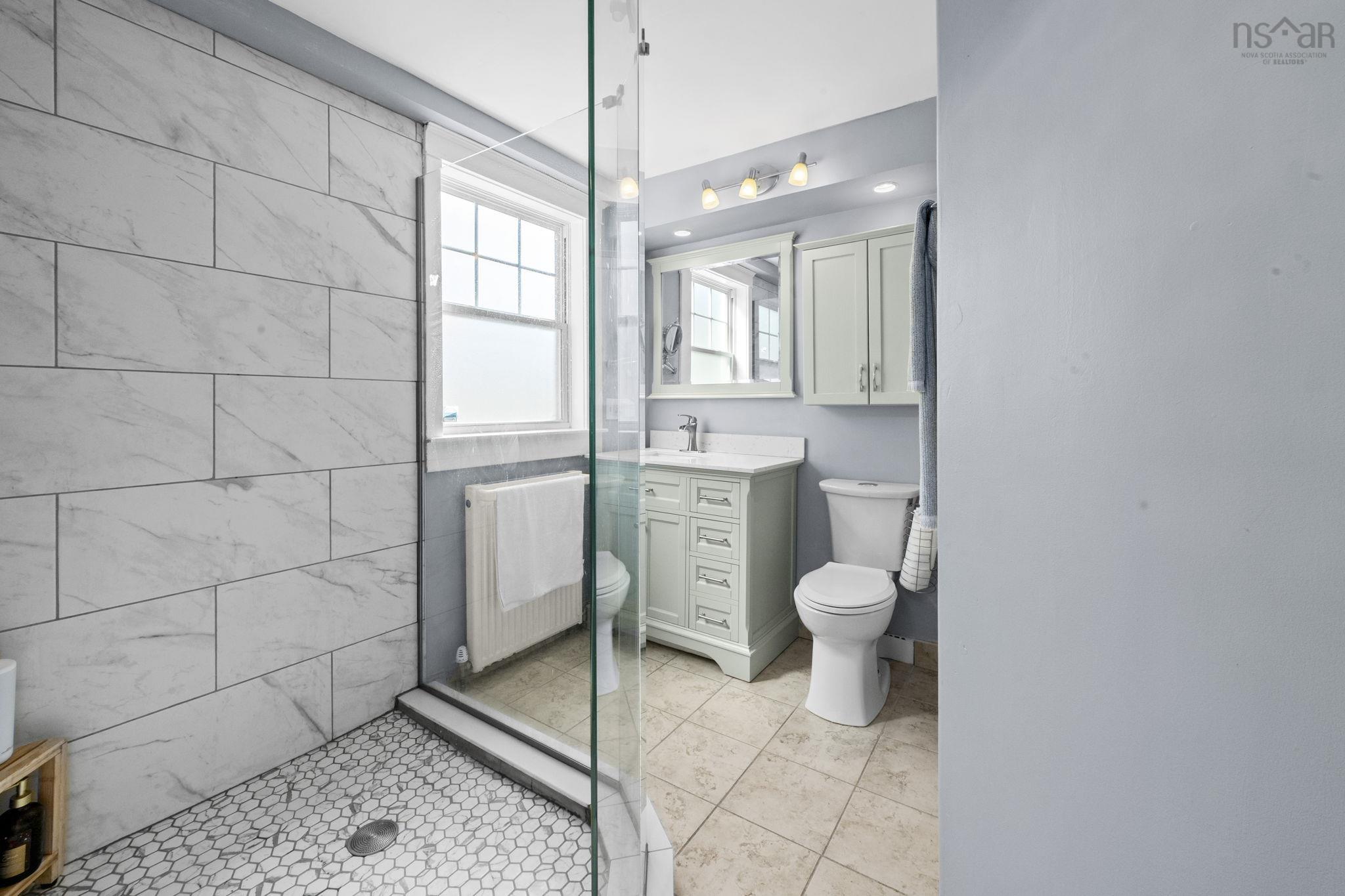 $1,675,000.00: 949 McLean Street, Halifax