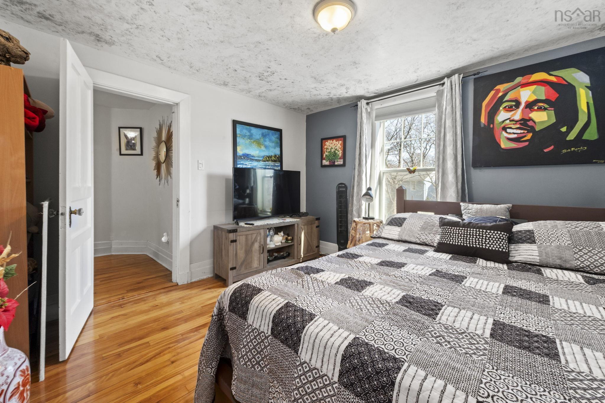 $1,675,000.00: 949 McLean Street, Halifax