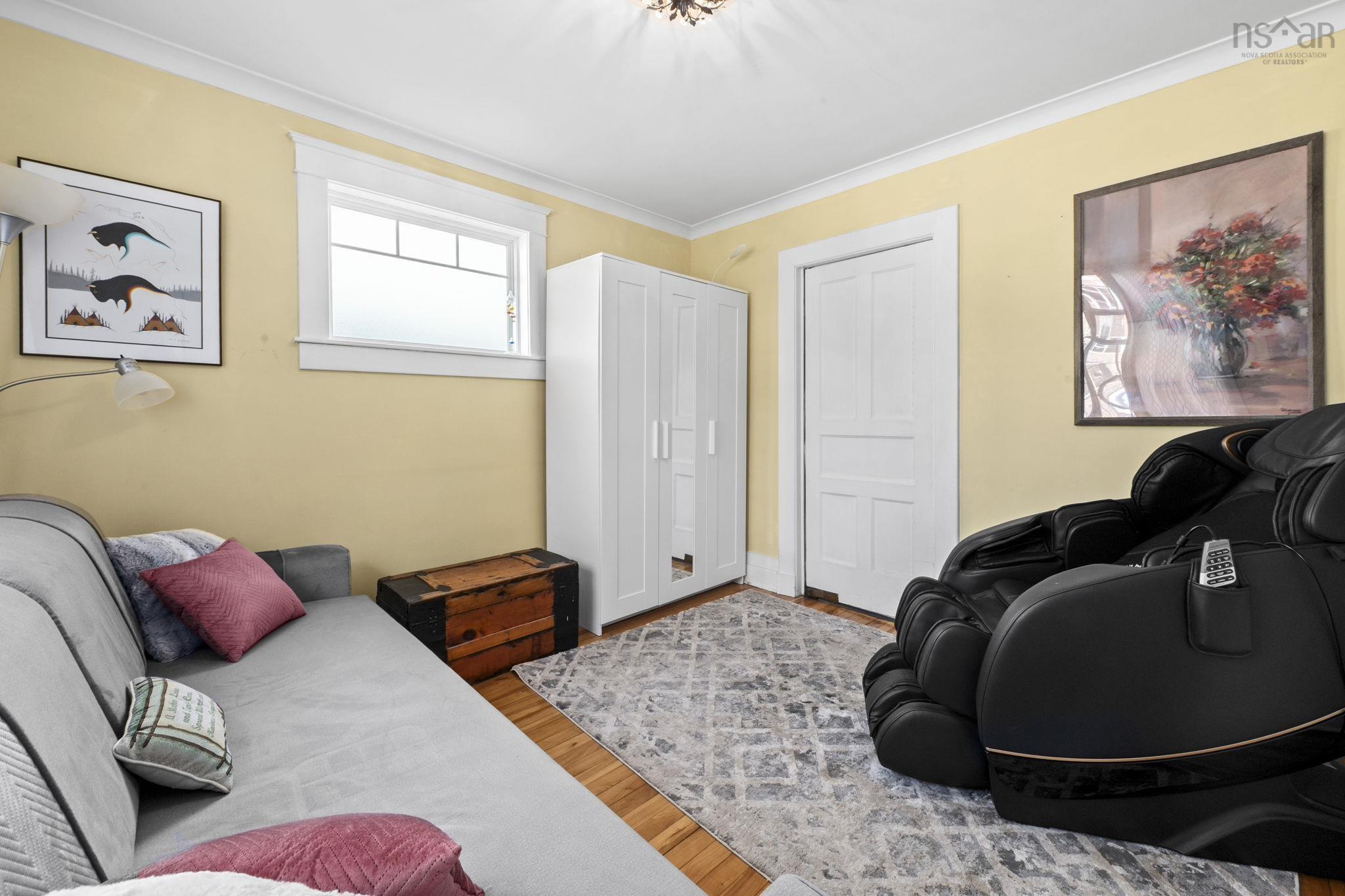 $1,675,000.00: 949 McLean Street, Halifax