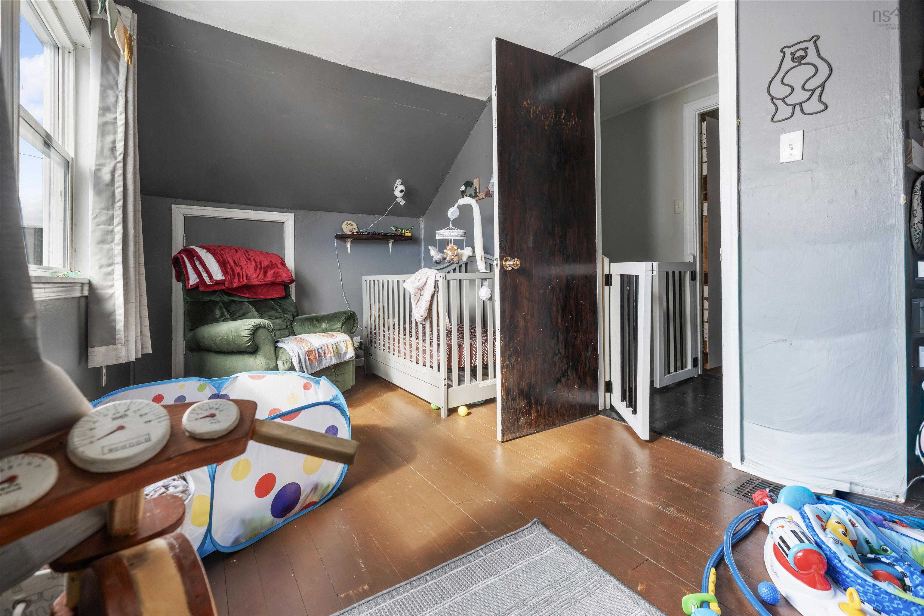 $169,900.00: 99 POPLAR Street, Pictou