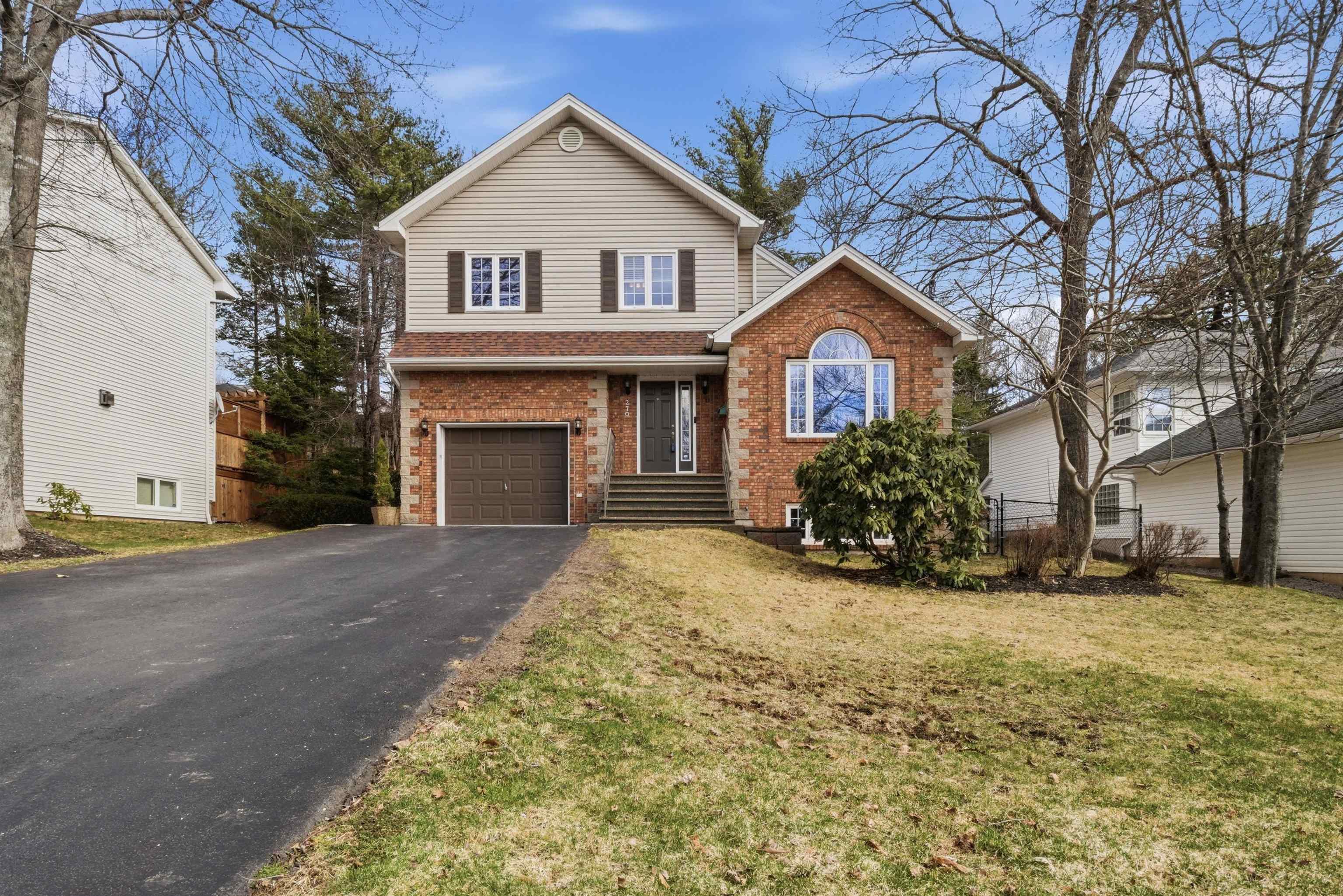 $699,900.00: 270 Ridgevale Drive, Bedford