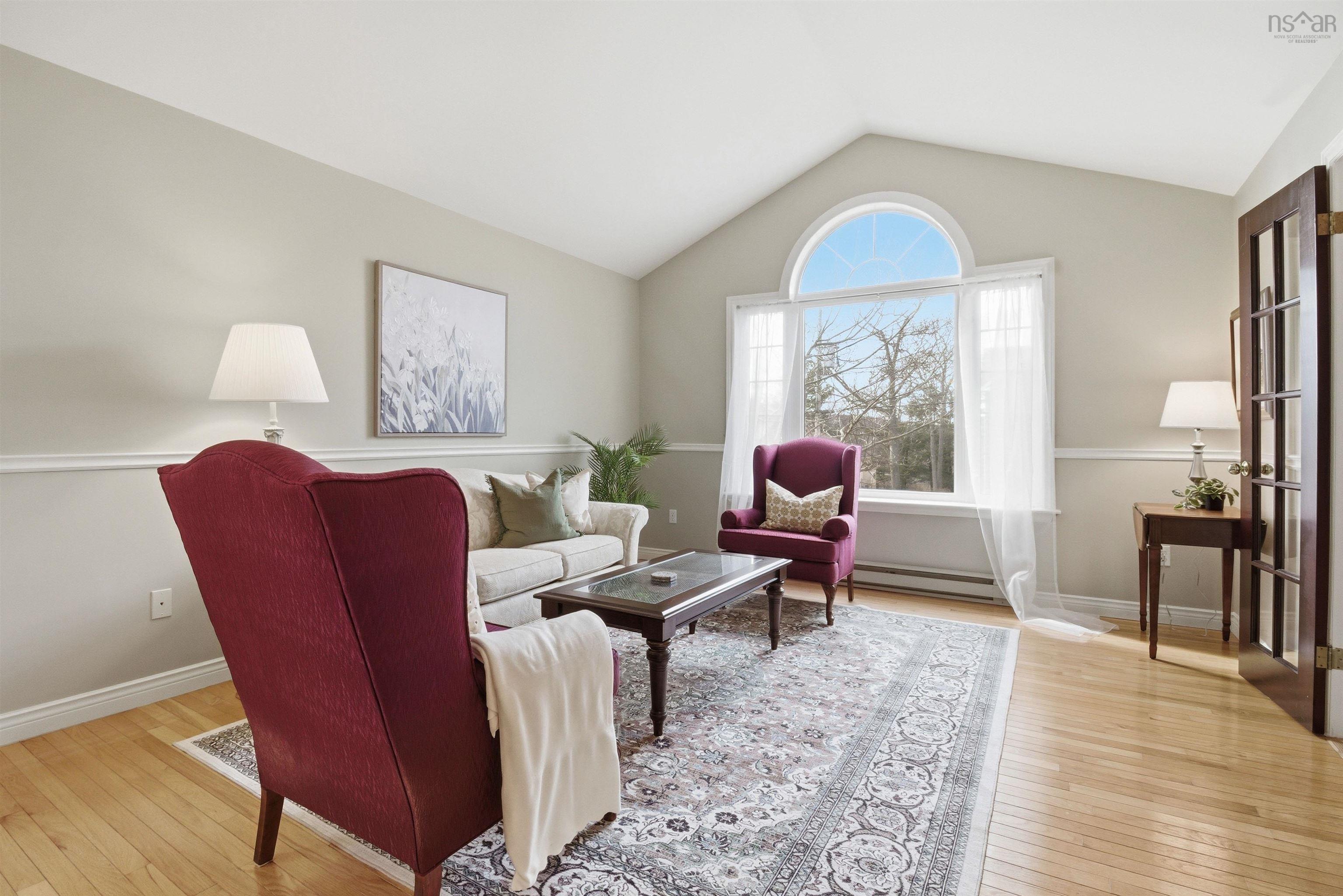 $699,900.00: 270 Ridgevale Drive, Bedford