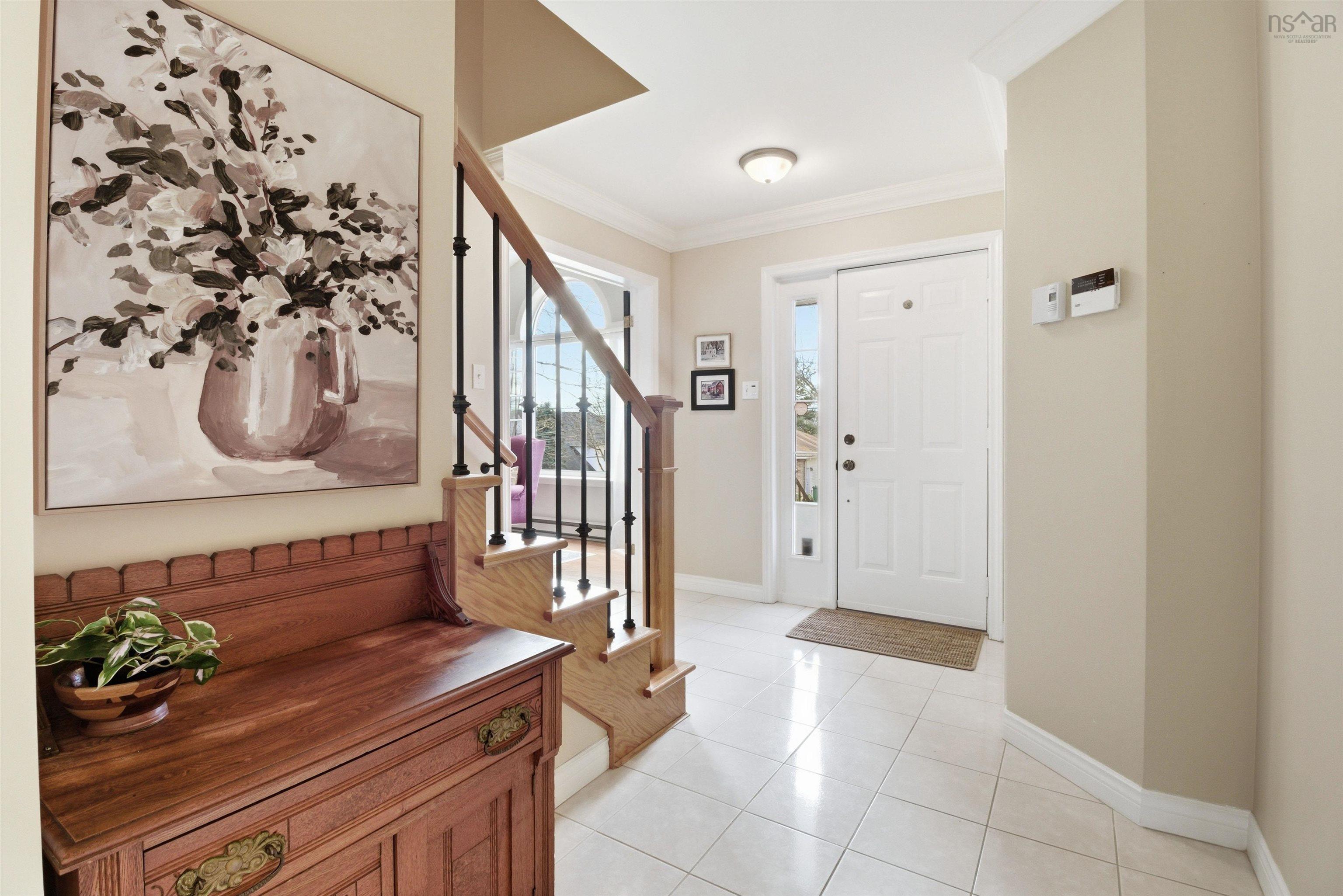 $699,900.00: 270 Ridgevale Drive, Bedford