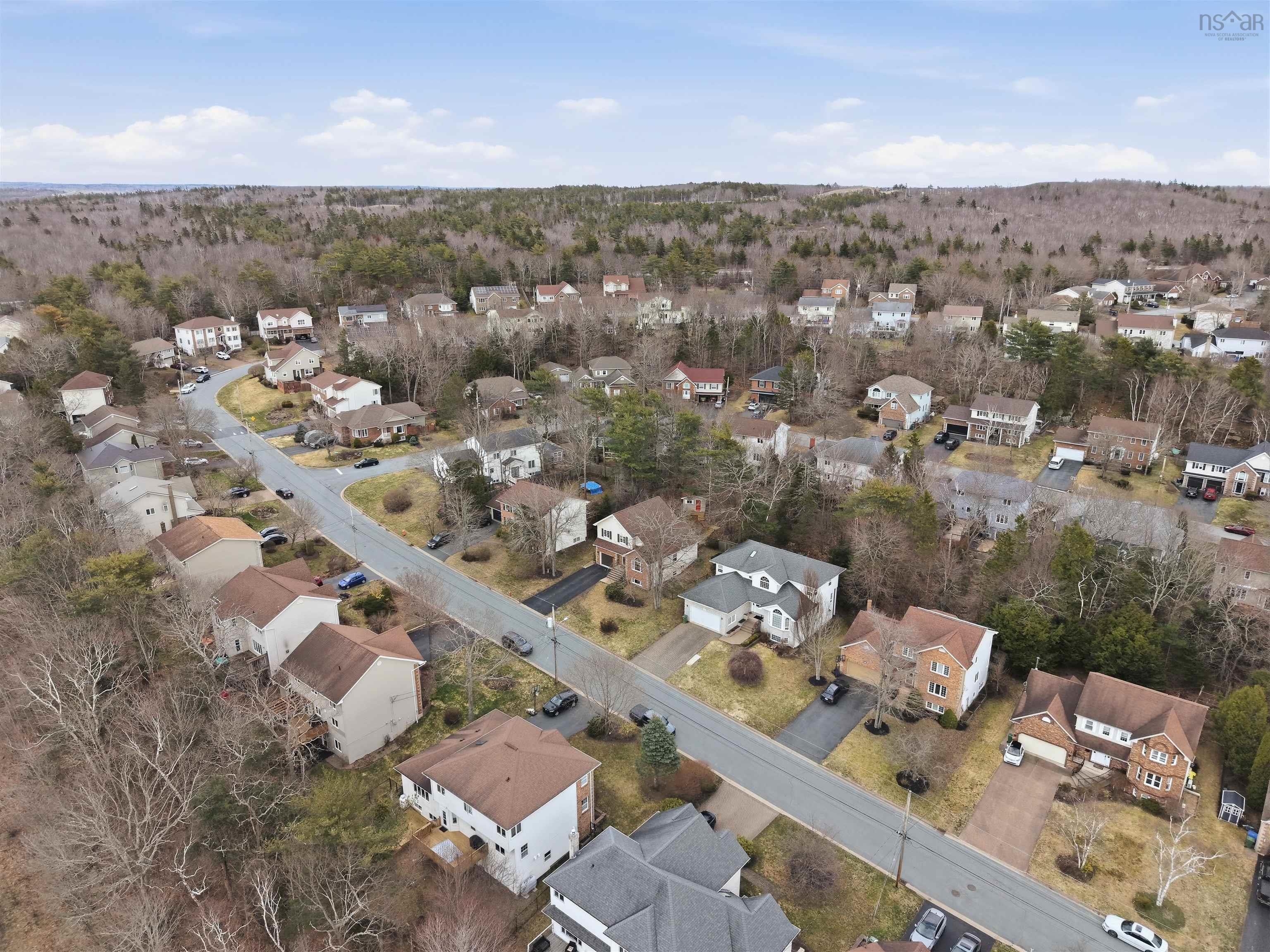 $699,900.00: 270 Ridgevale Drive, Bedford