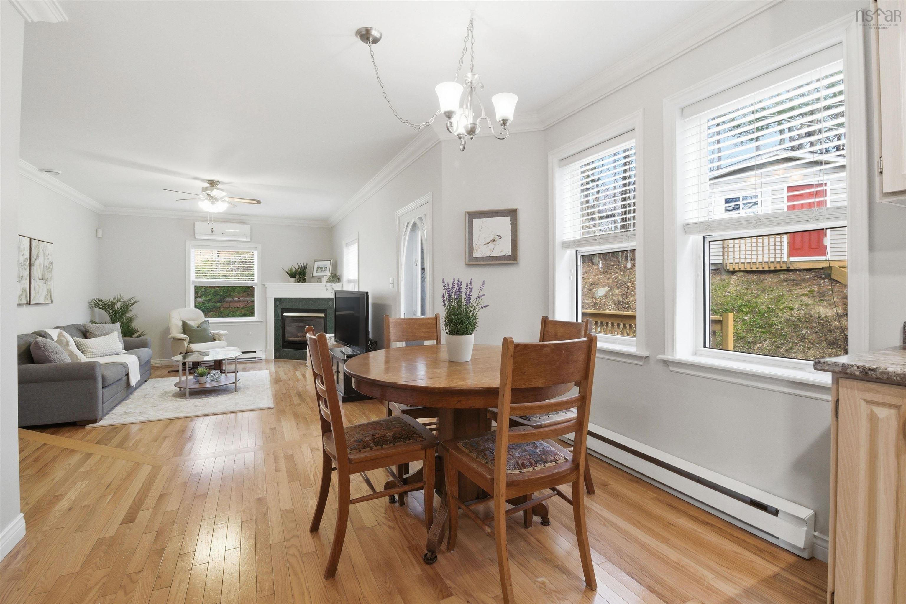 $699,900.00: 270 Ridgevale Drive, Bedford