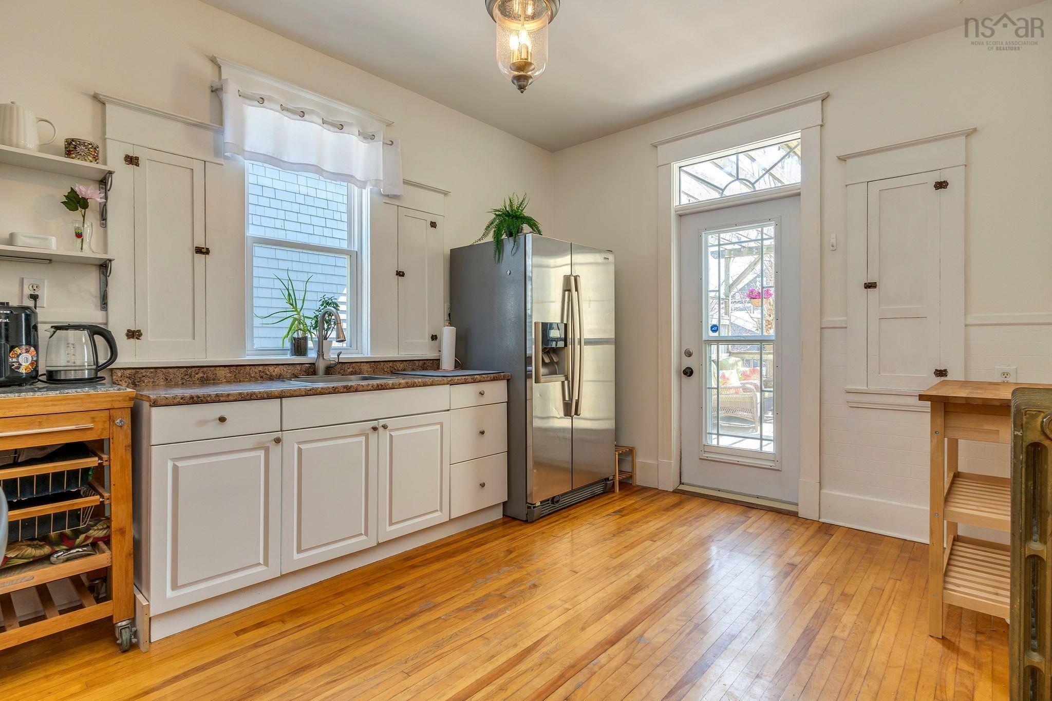 $1,499,900.00: 6030/6032 Cherry Street, Halifax