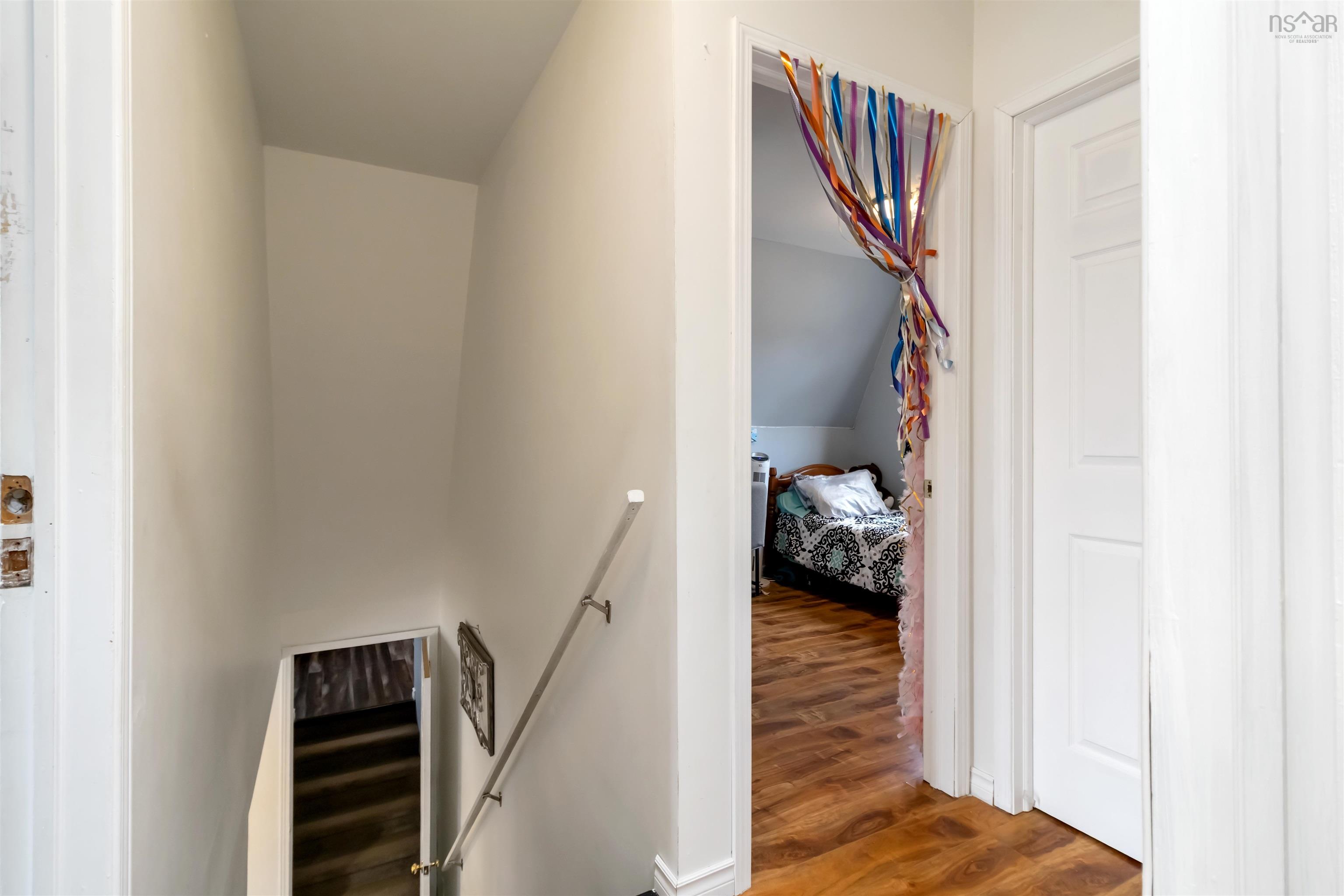 $749,900.00: 9 Old Lake Echo Road, Lake Echo