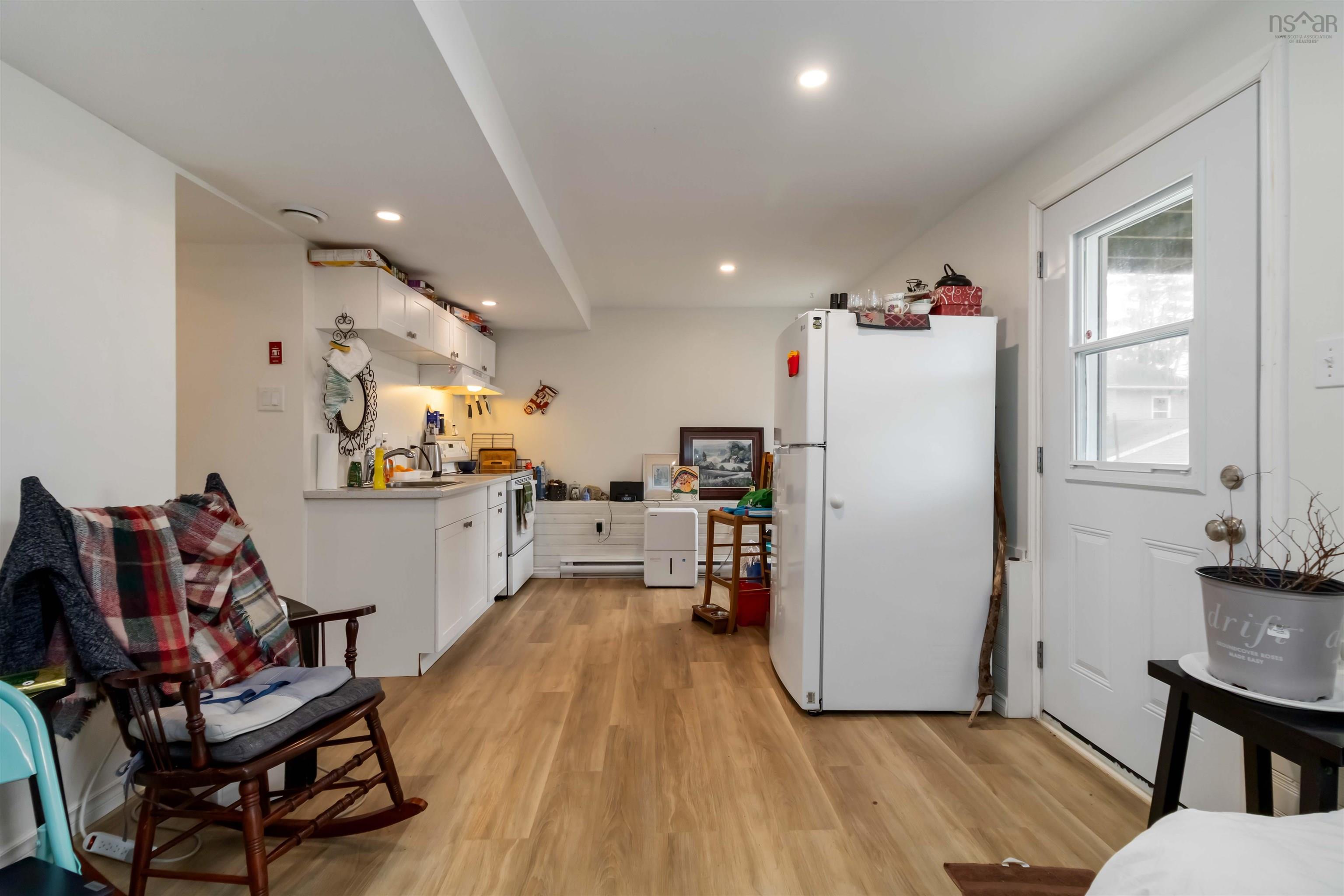 $749,900.00: 9 Old Lake Echo Road, Lake Echo