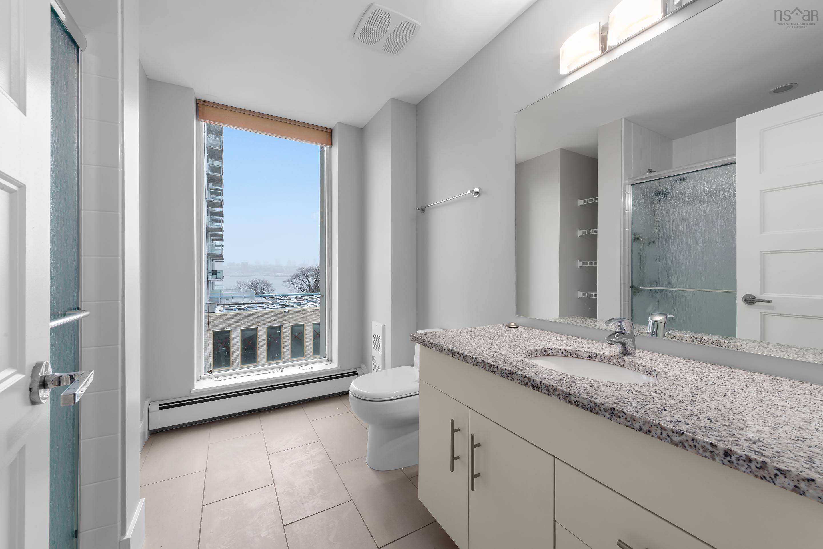 $575,000.00: 506 15 Kings Wharf Place, Dartmouth