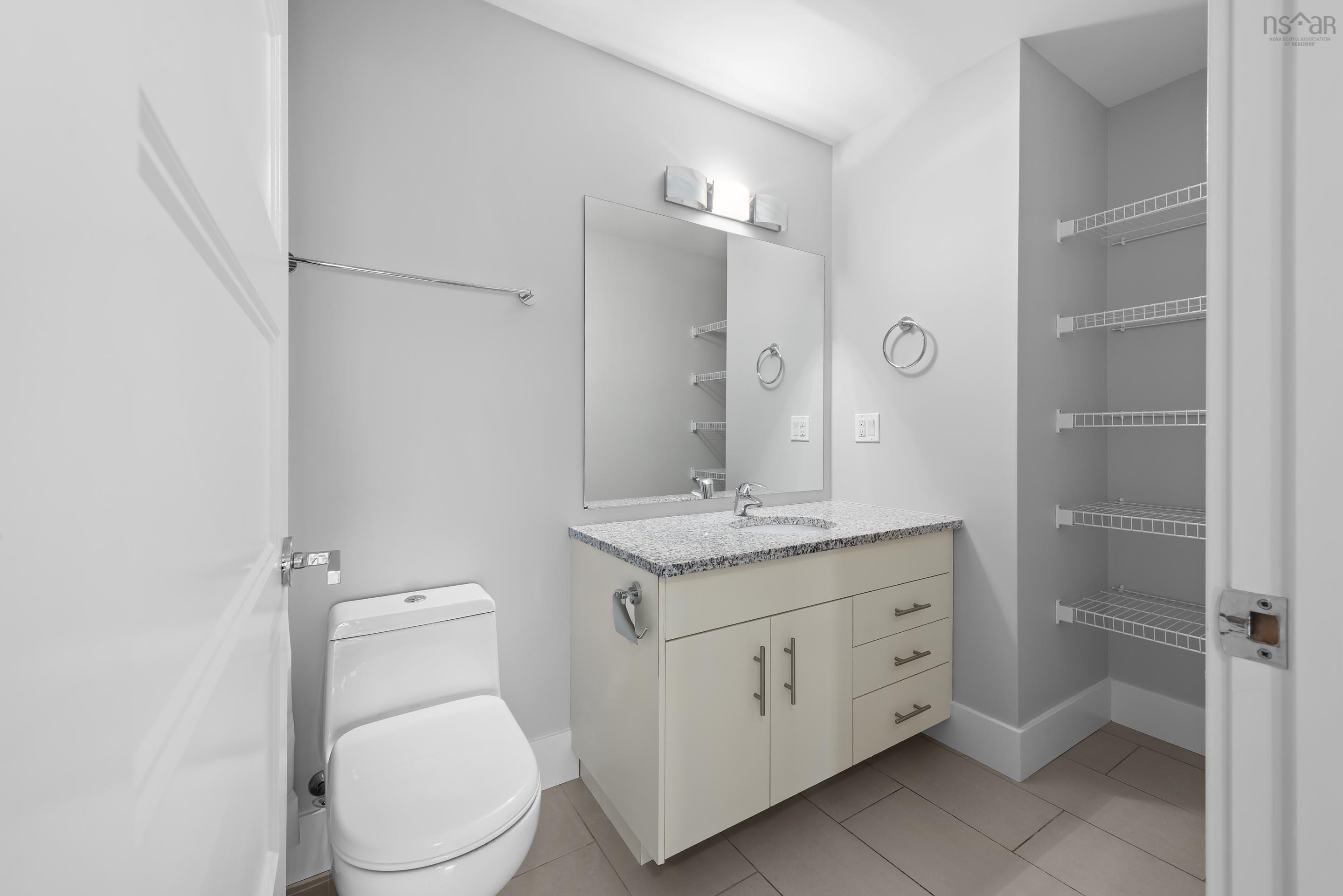 $575,000.00: 506 15 Kings Wharf Place, Dartmouth