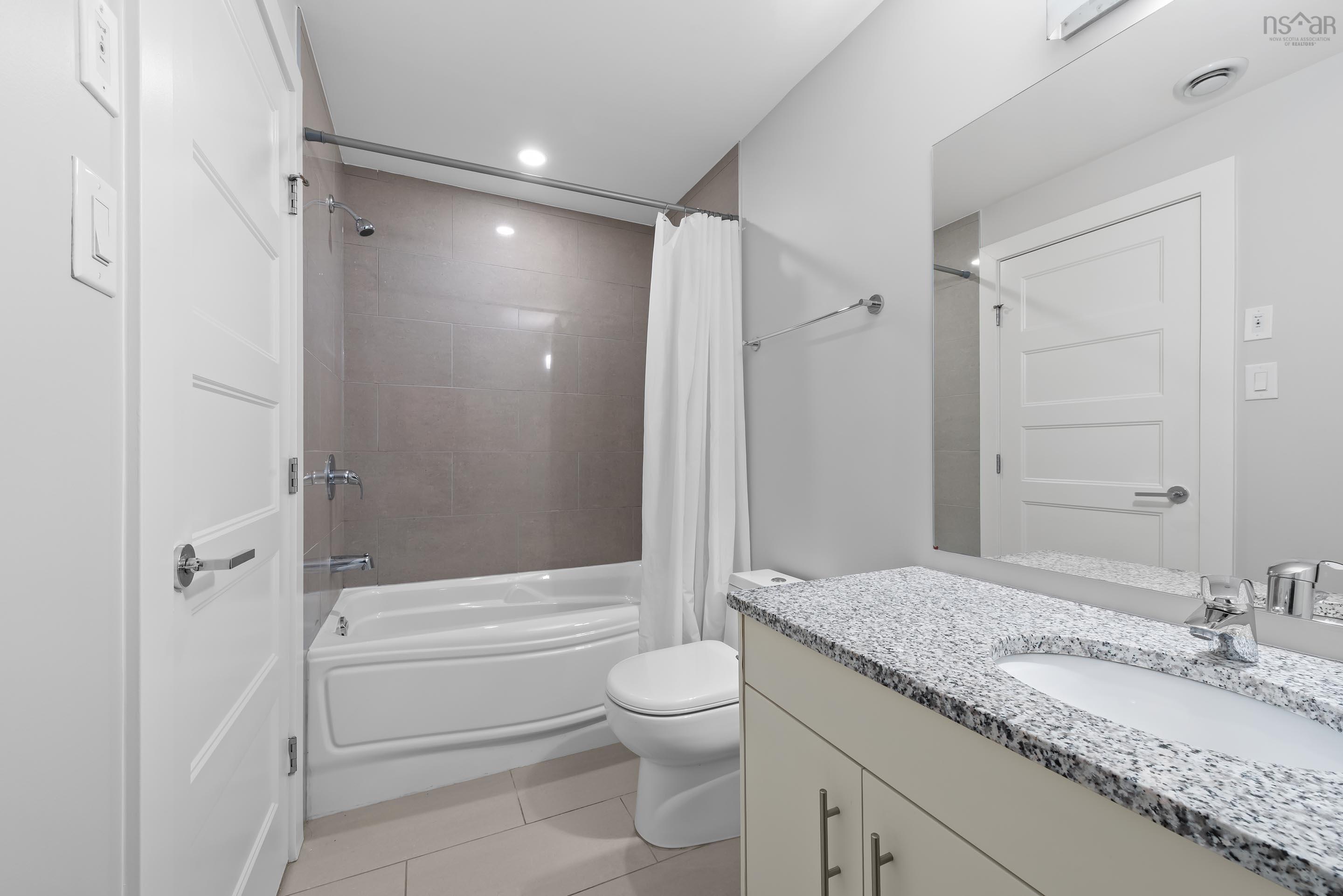 $575,000.00: 506 15 Kings Wharf Place, Dartmouth