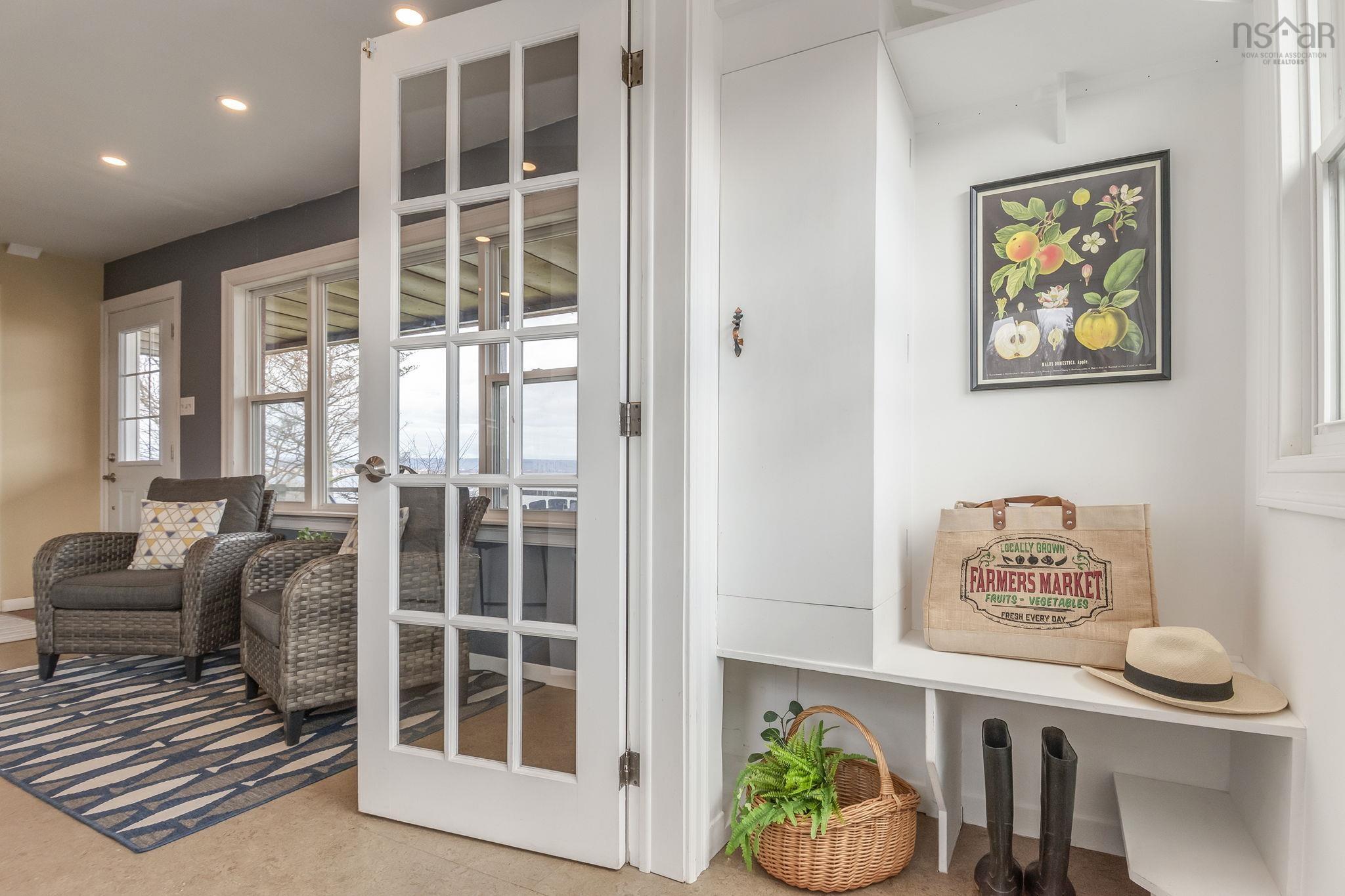 $725,000.00: 102 Pheasant Road, North Grand Pre