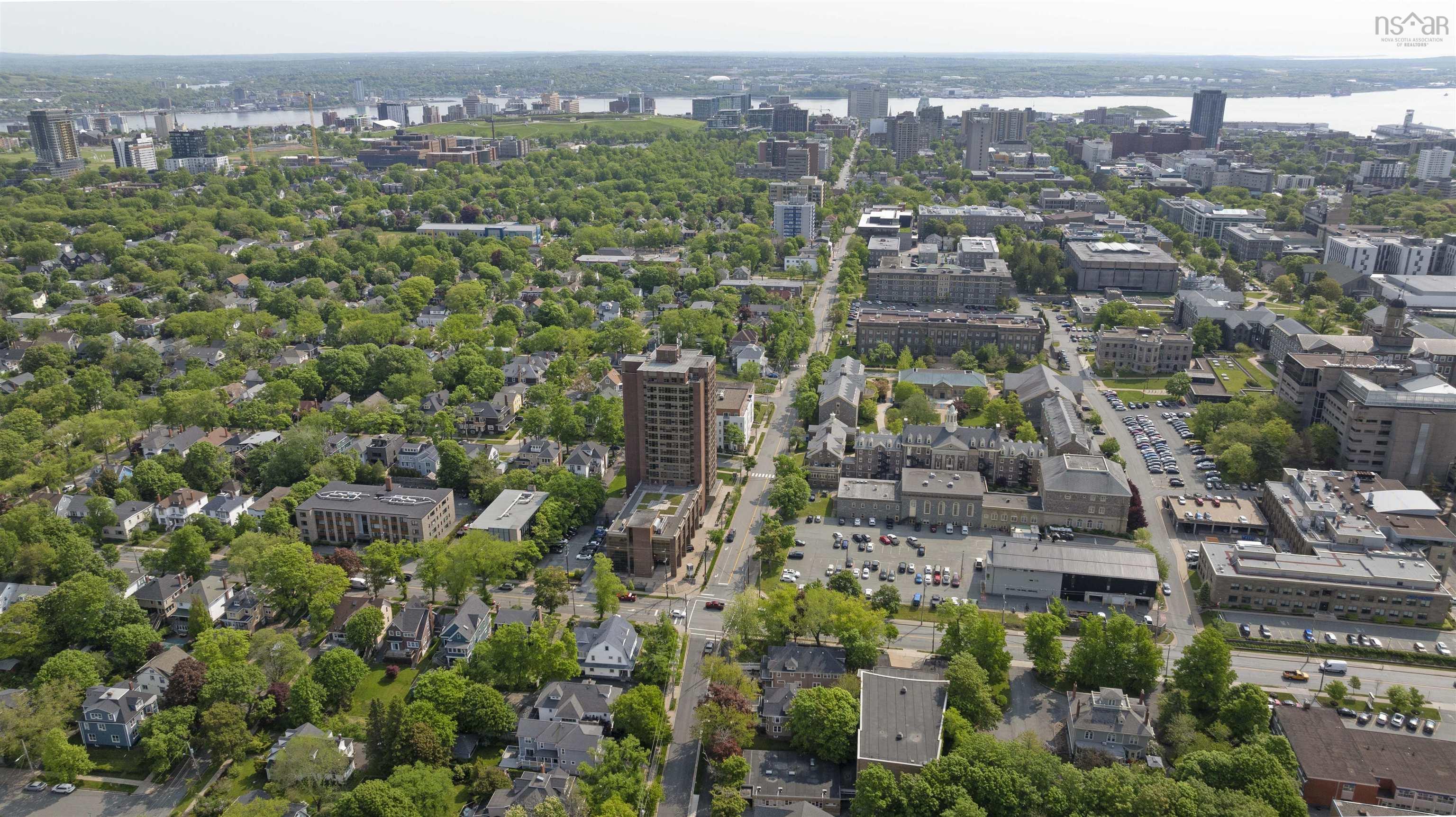 $320,000.00: 1505 6369 COBURG Road, Halifax