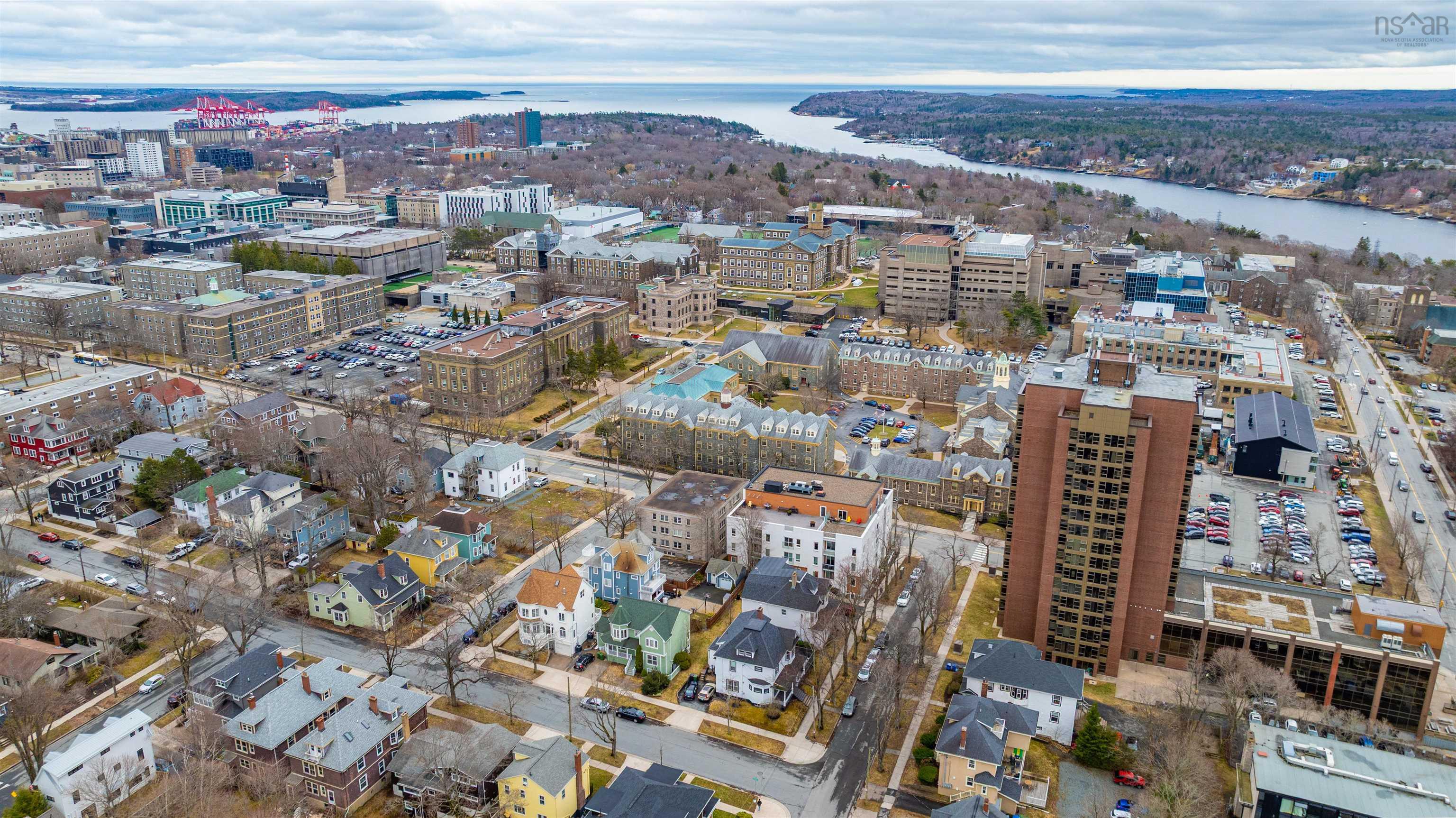 $320,000.00: 1505 6369 COBURG Road, Halifax