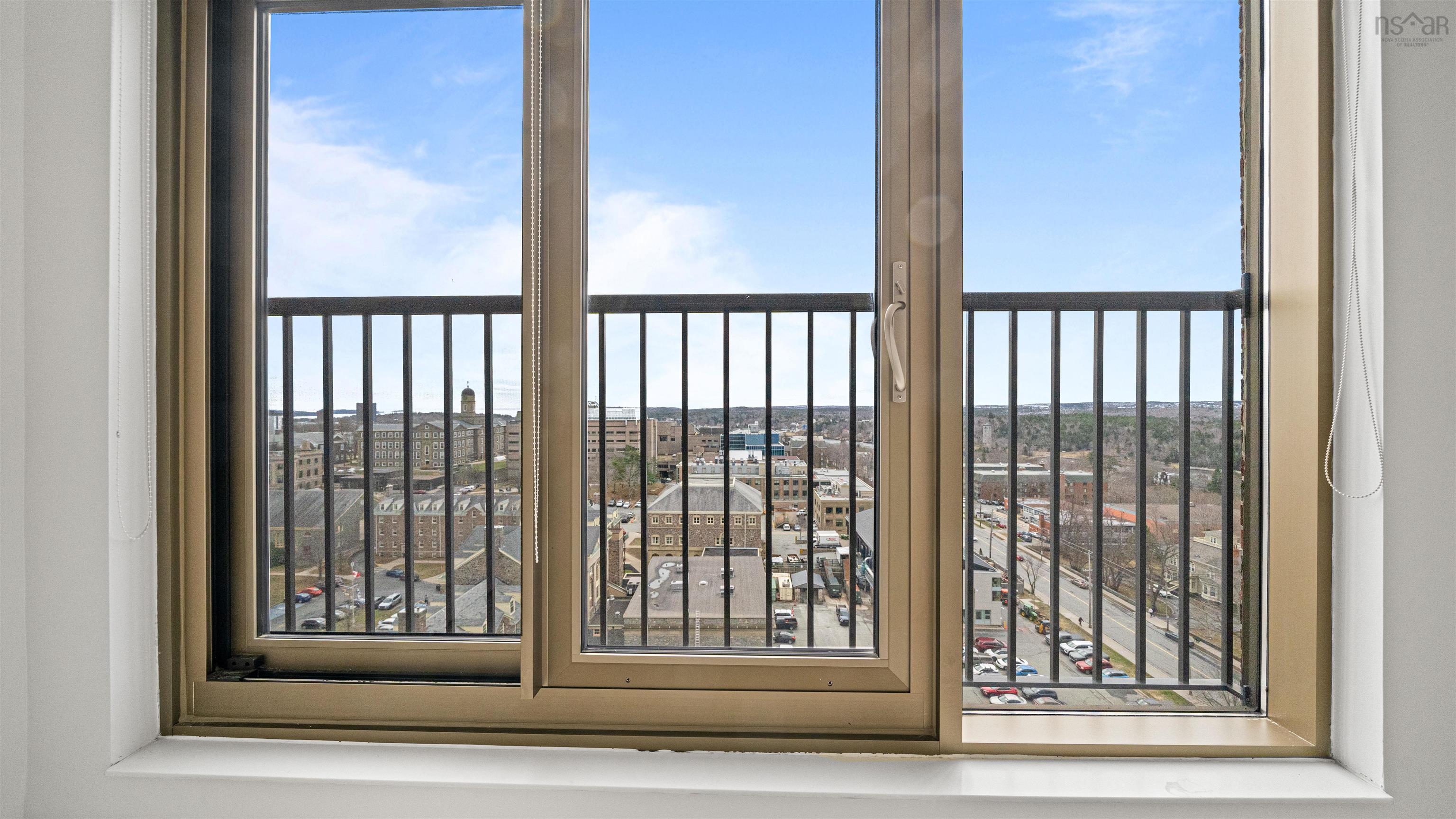 $320,000.00: 1505 6369 COBURG Road, Halifax