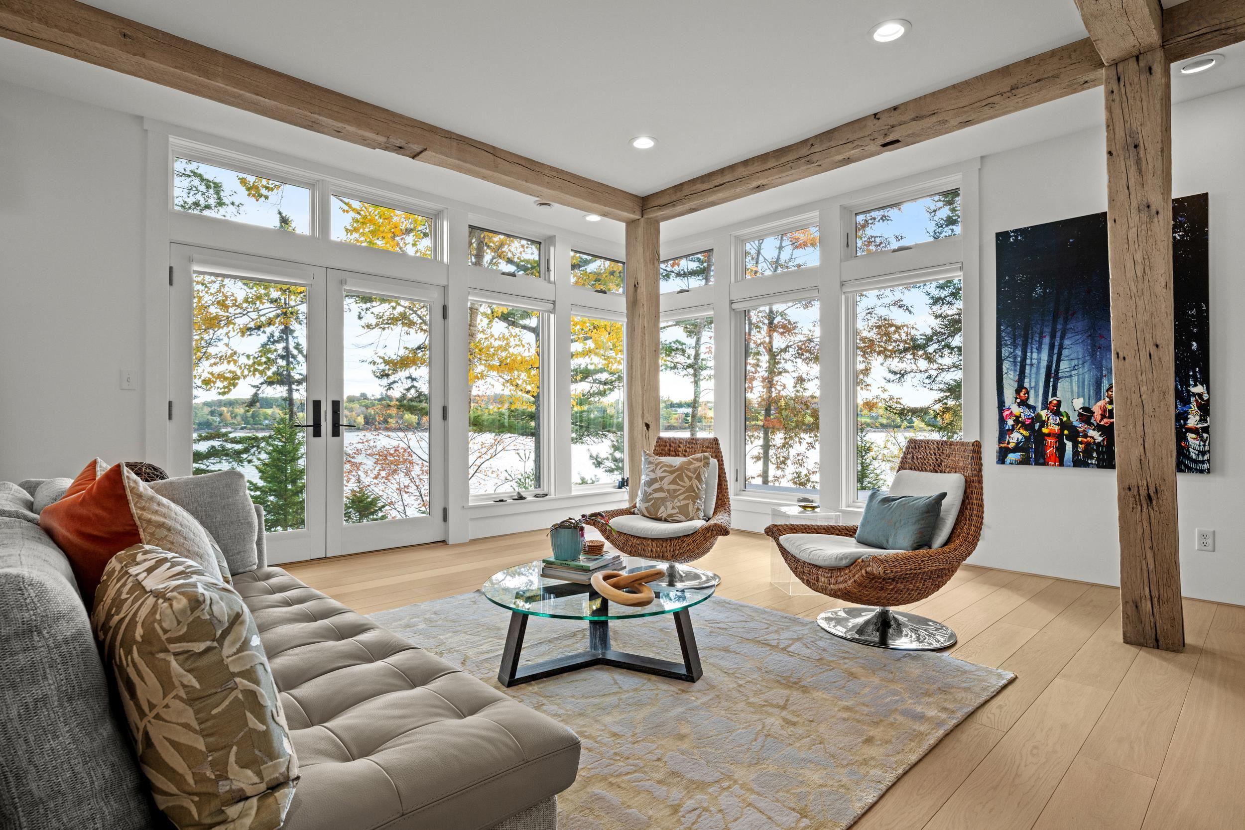 $2,980,000.00: 32 Himmelman Lane, Herman