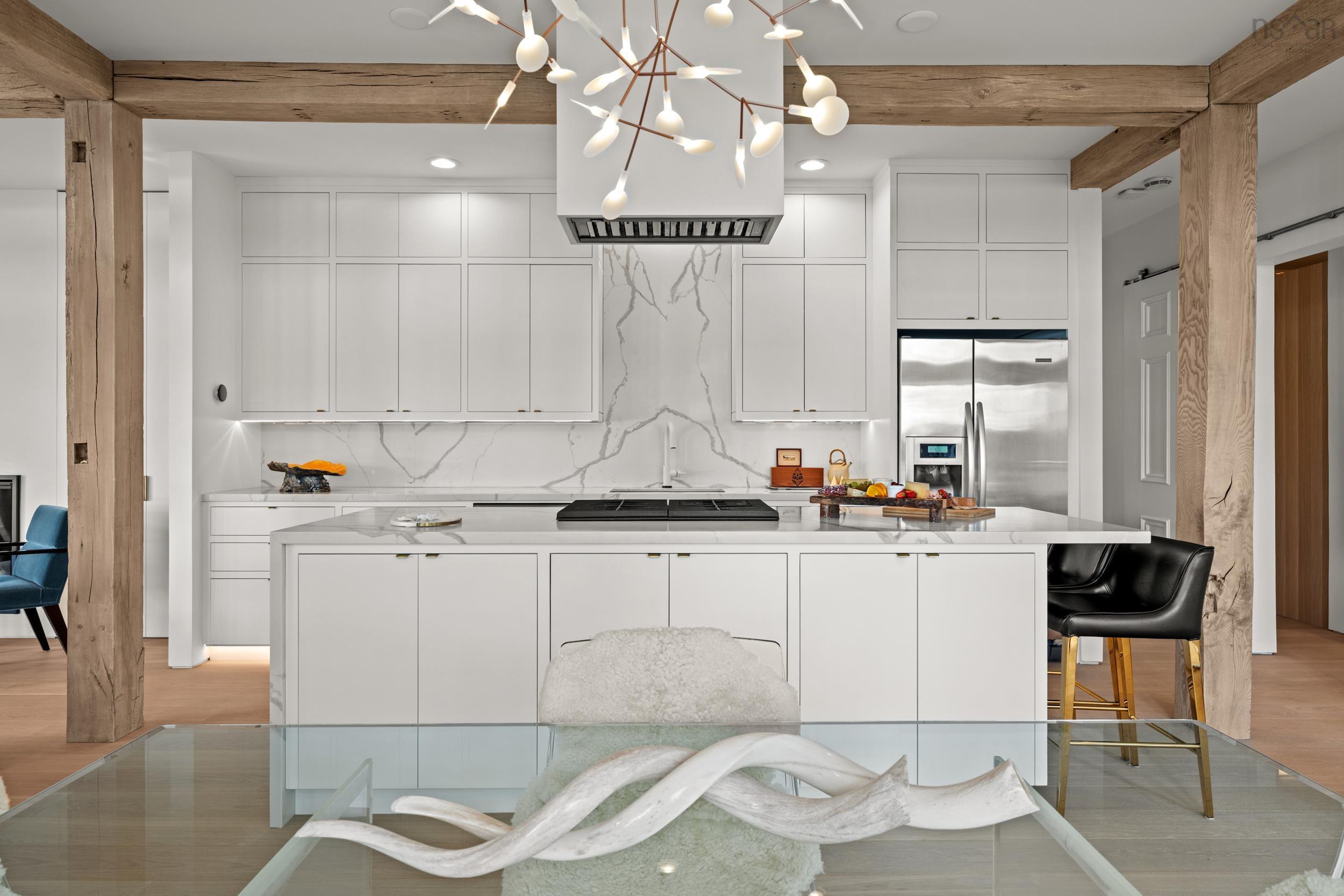 $2,980,000.00: 32 Himmelman Lane, Herman