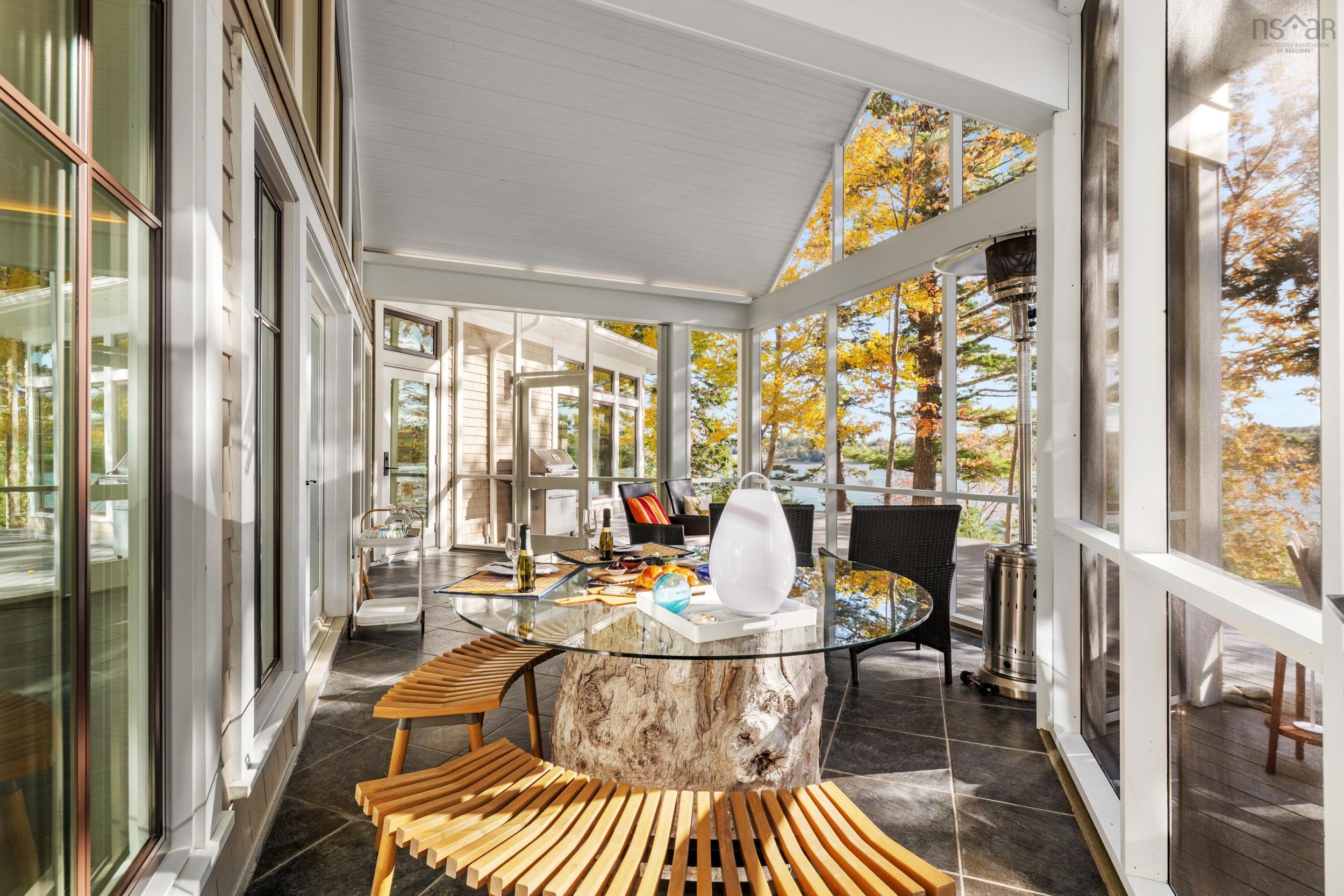 $2,980,000.00: 32 Himmelman Lane, Herman