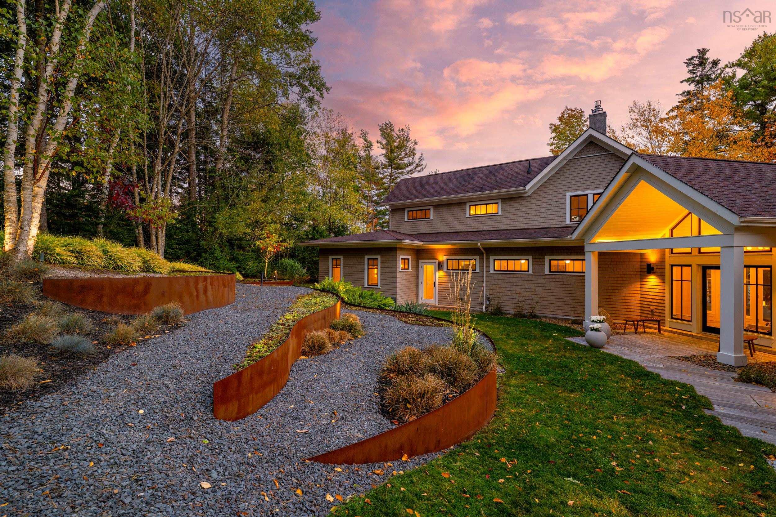 $2,980,000.00: 32 Himmelman Lane, Herman