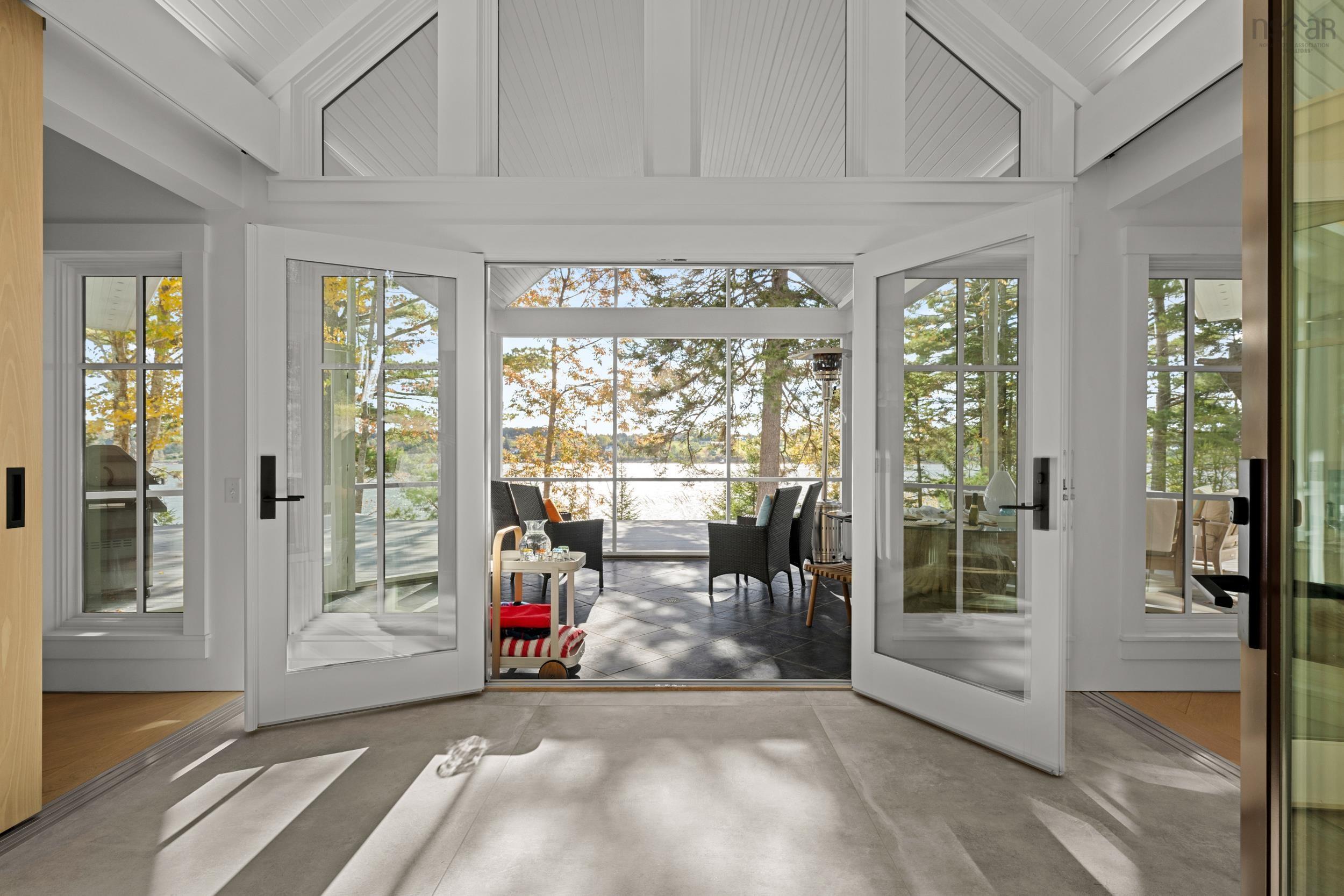 $2,980,000.00: 32 Himmelman Lane, Herman