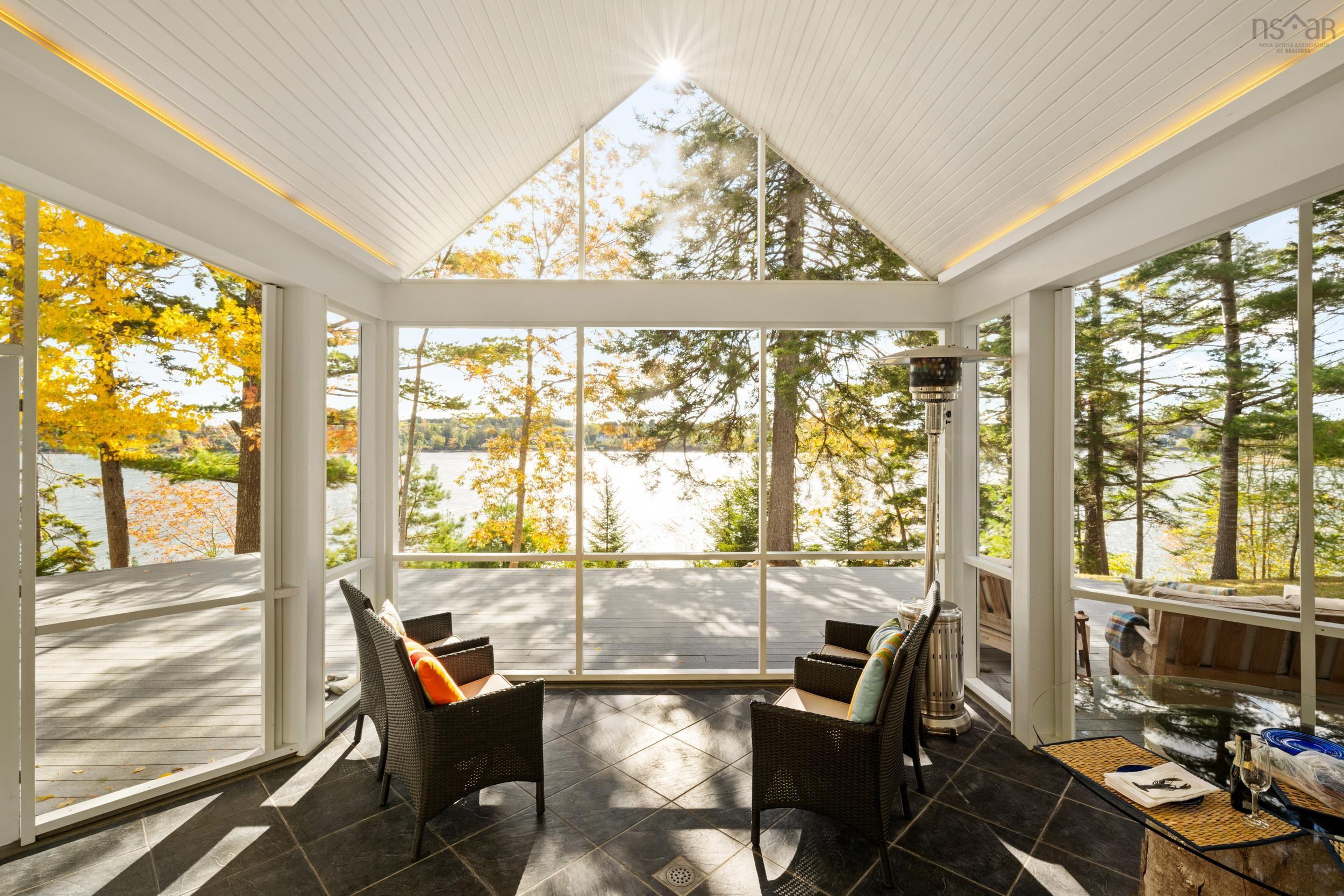 $2,980,000.00: 32 Himmelman Lane, Herman