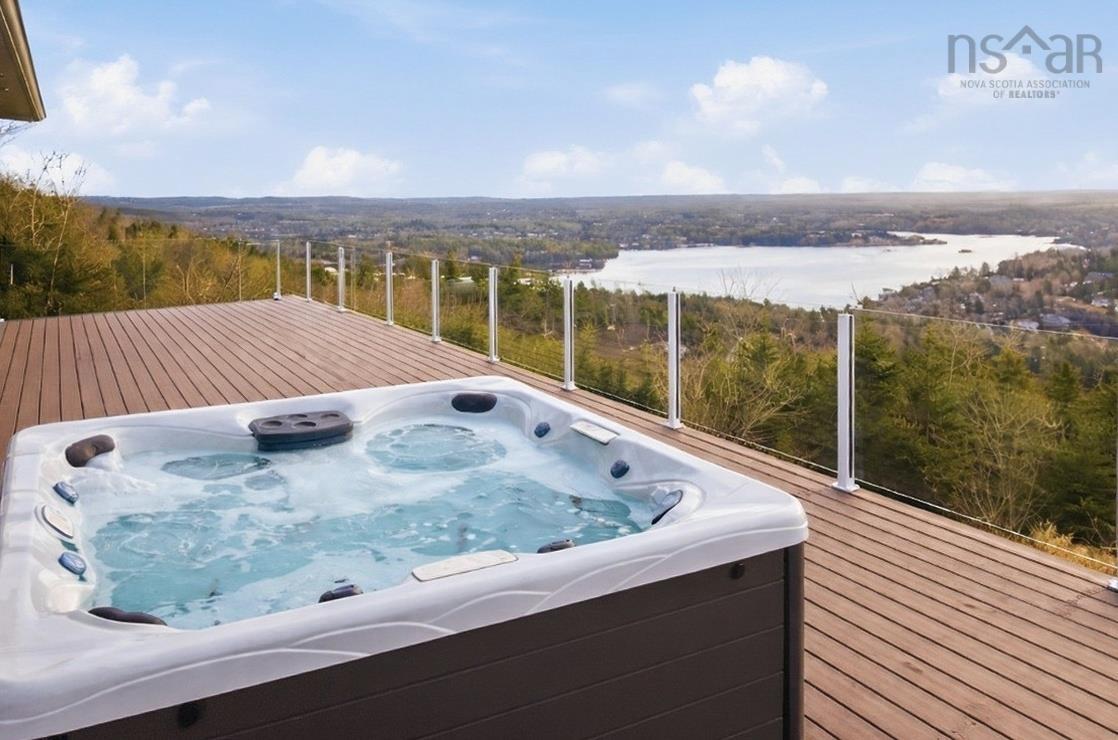 $1,299,900.00: 107 Amelinda Crescent, Boutiliers Point