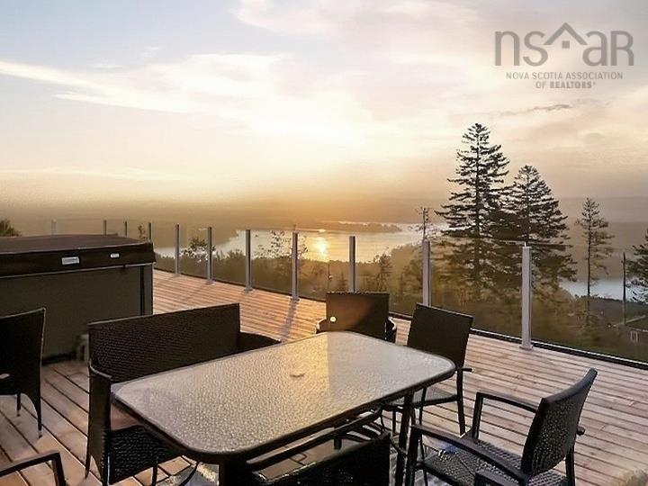 $1,299,900.00: 107 Amelinda Crescent, Boutiliers Point