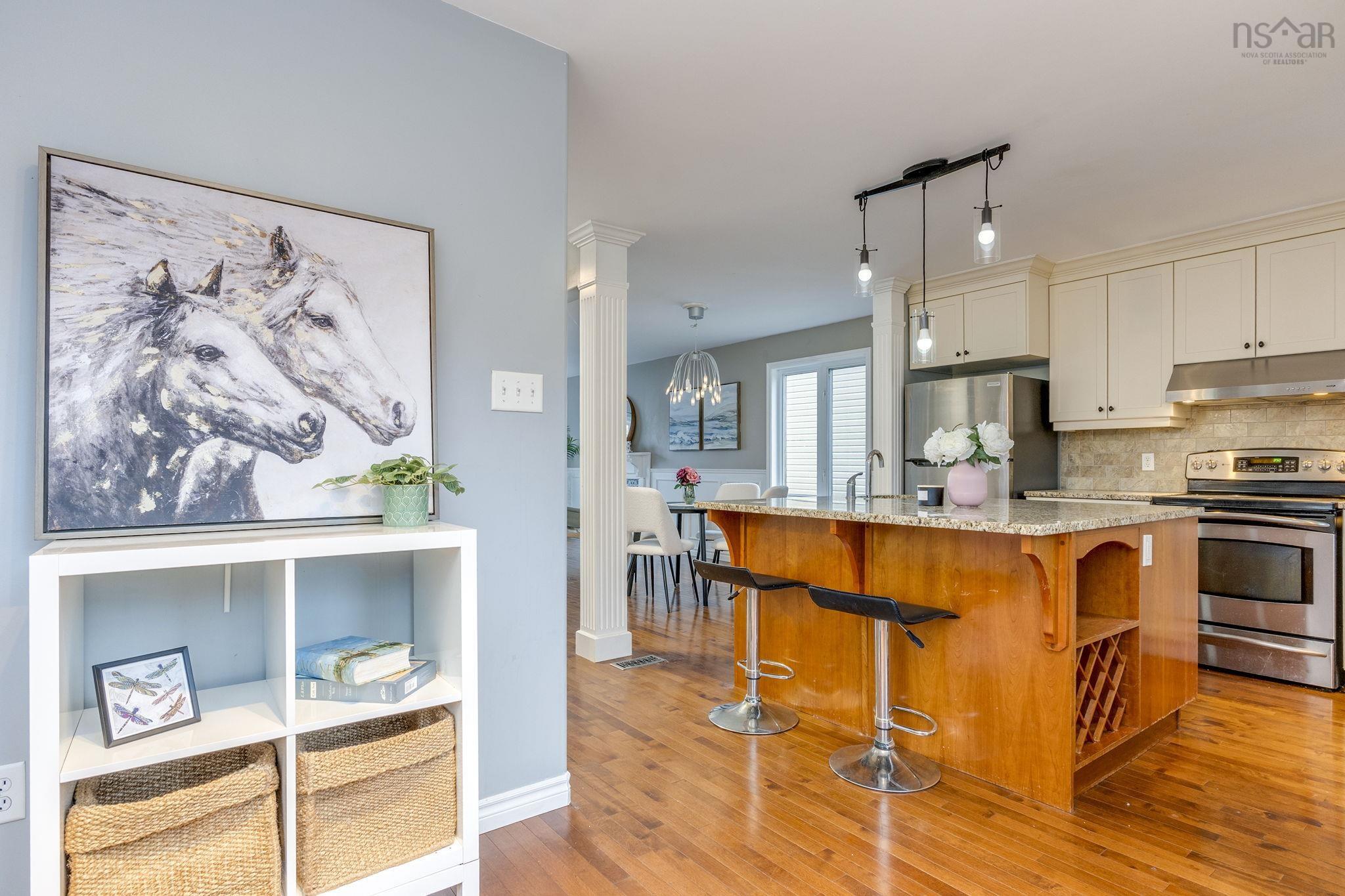 $699,000.00: 53 Heathside Crescent, Halifax