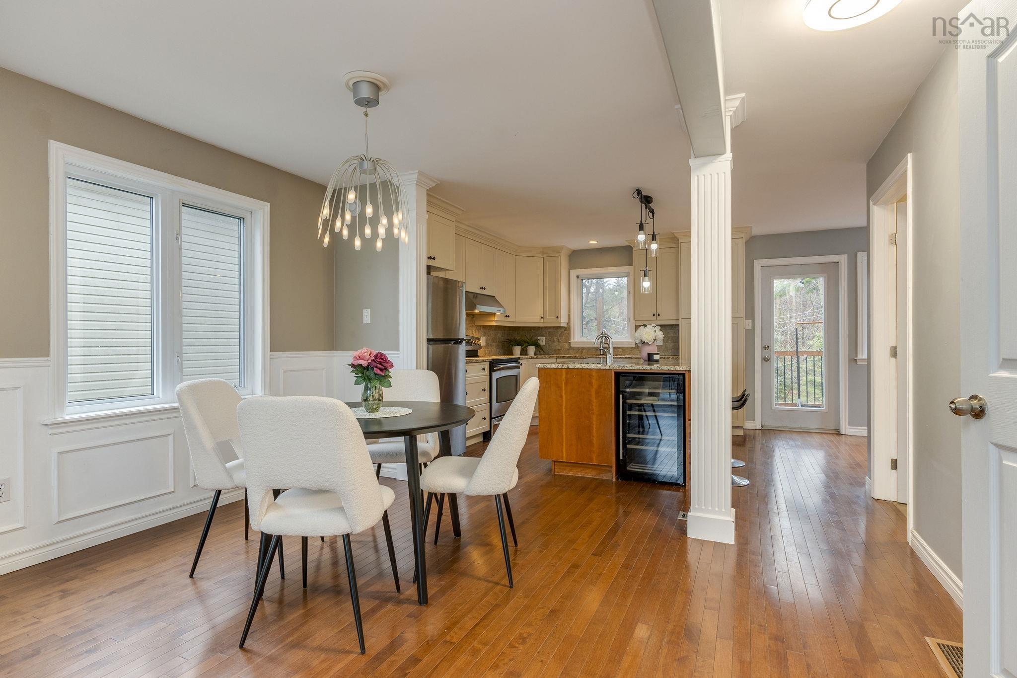 $699,000.00: 53 Heathside Crescent, Halifax