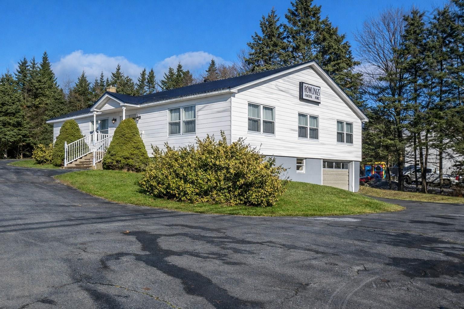 $425,000.00: 7795 Nova Scotia Trunk 7, Musquodoboit Harbour