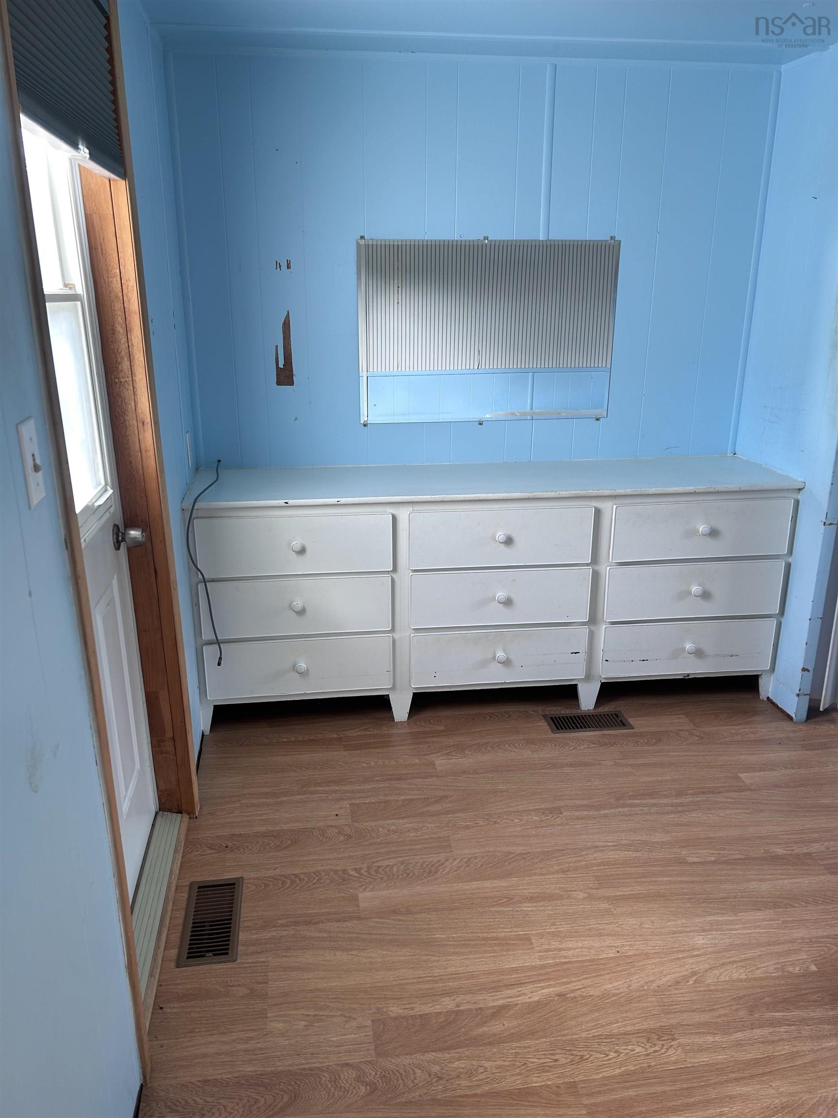 $99,900.00: 742 Lower River Road, Hureauville