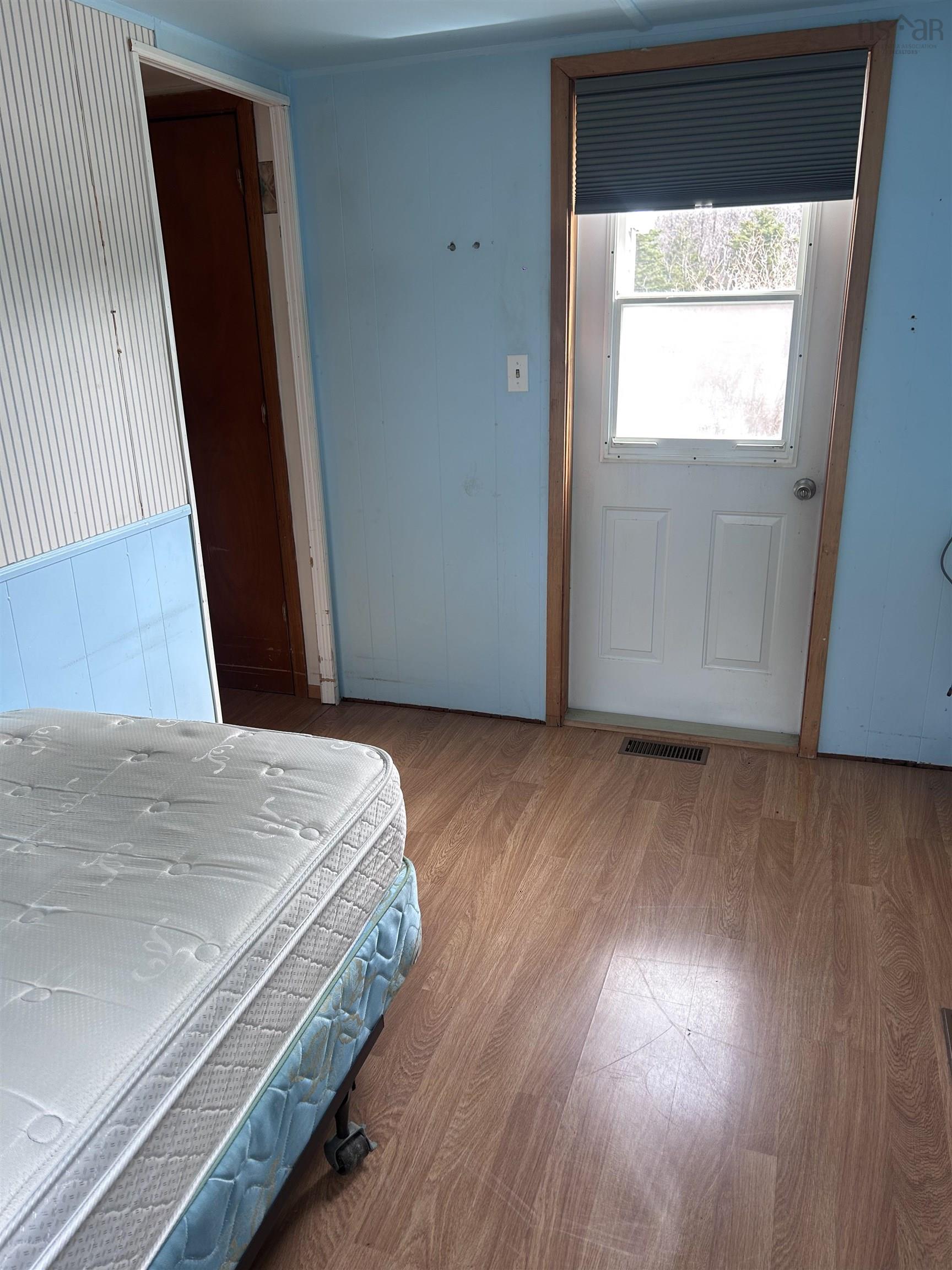 $99,900.00: 742 Lower River Road, Hureauville