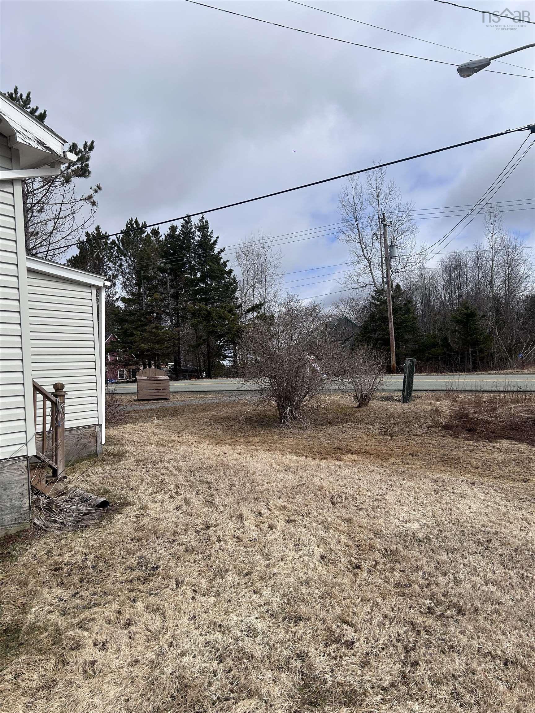 $99,900.00: 742 Lower River Road, Hureauville