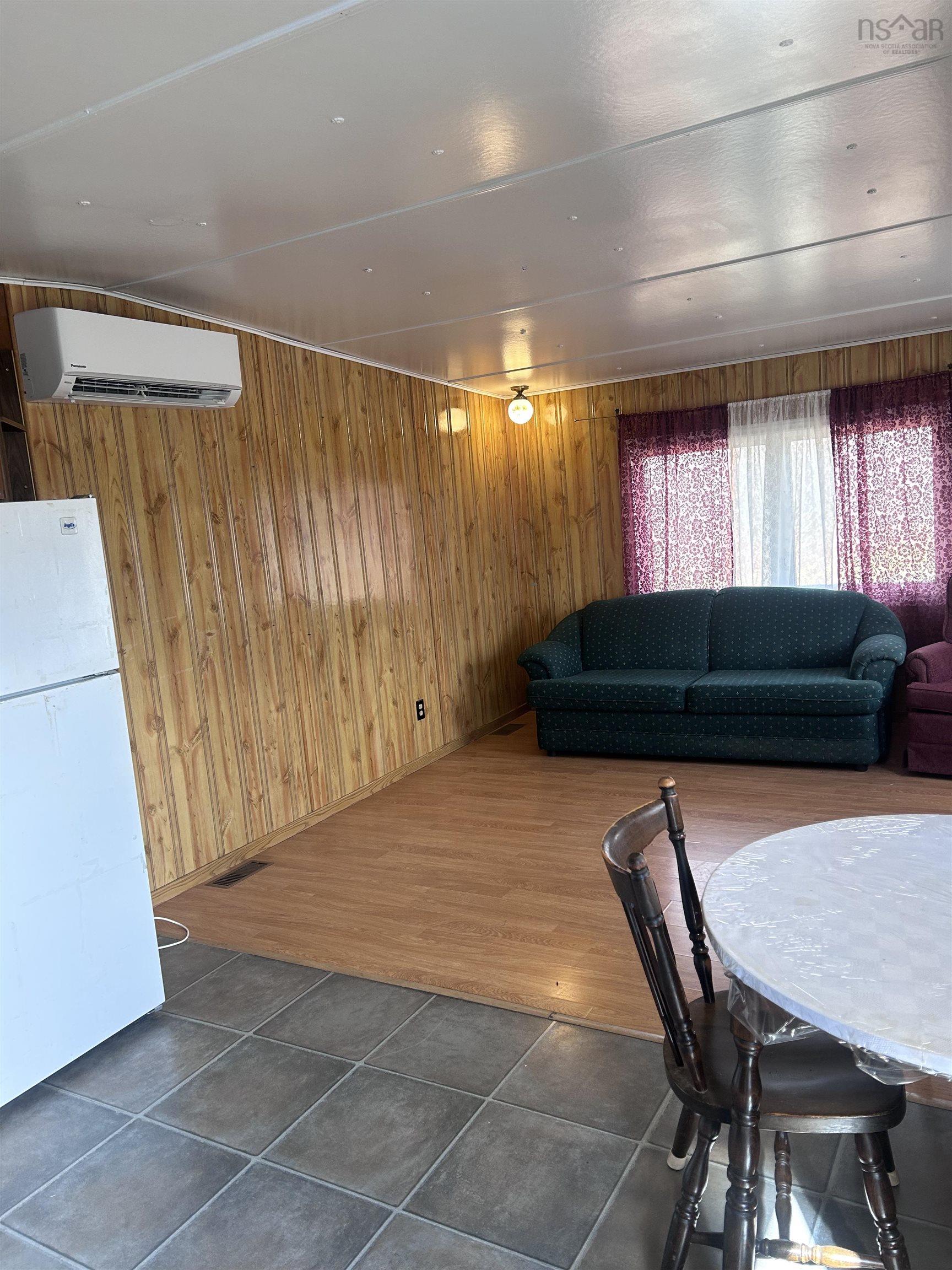 $99,900.00: 742 Lower River Road, Hureauville