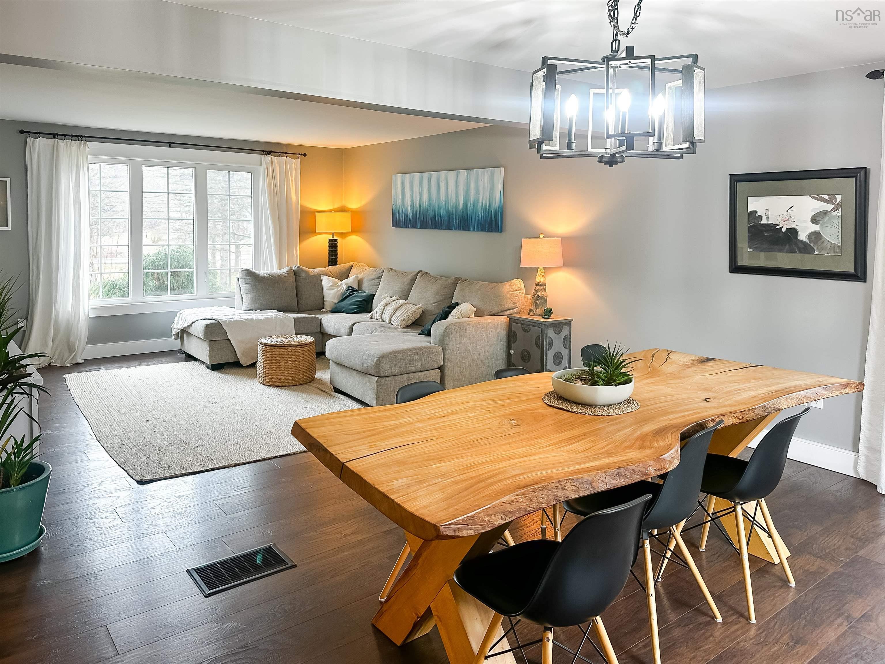 $689,900.00: 690 Maple Street, East Berwick