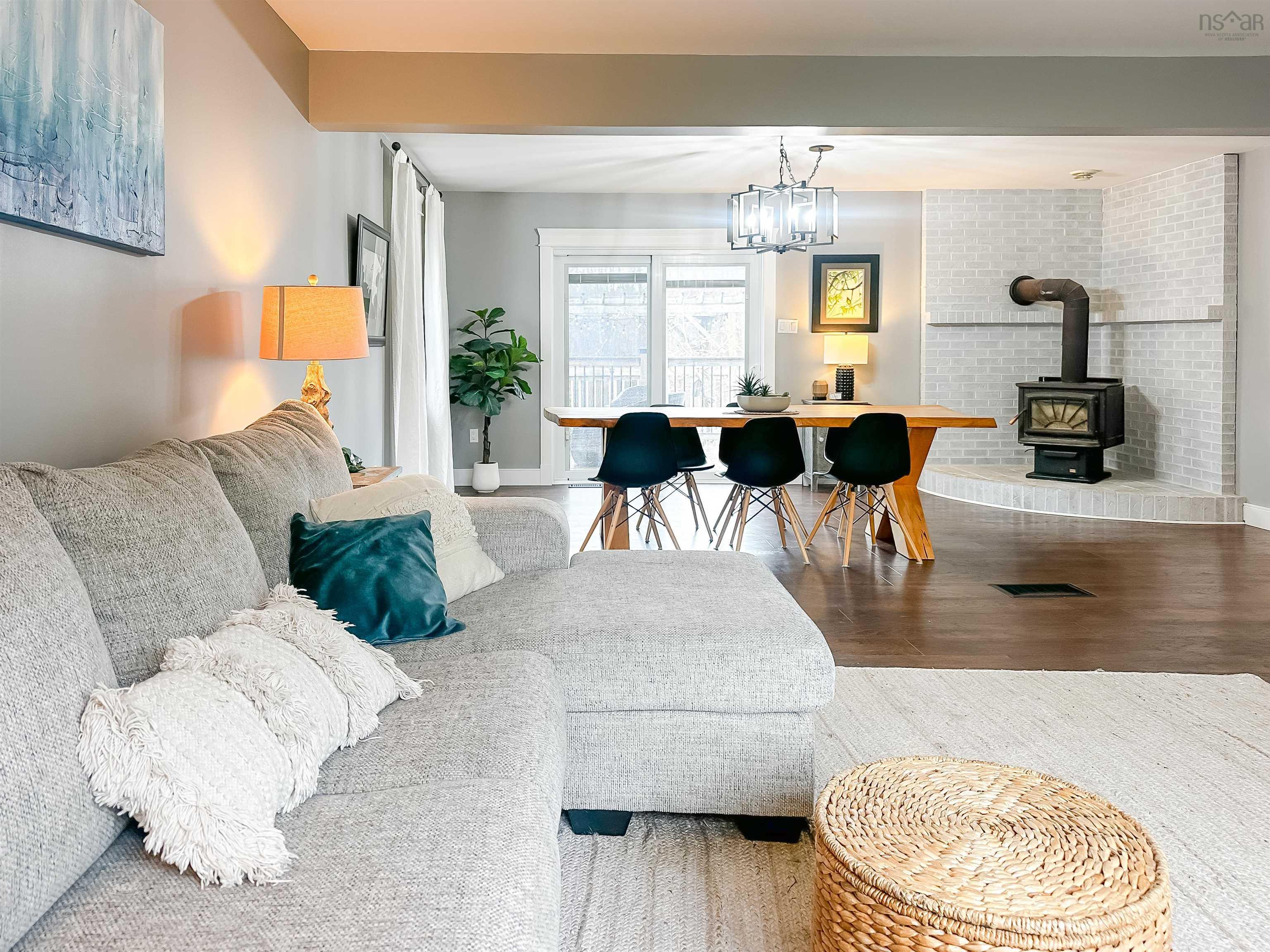 $689,900.00: 690 Maple Street, East Berwick