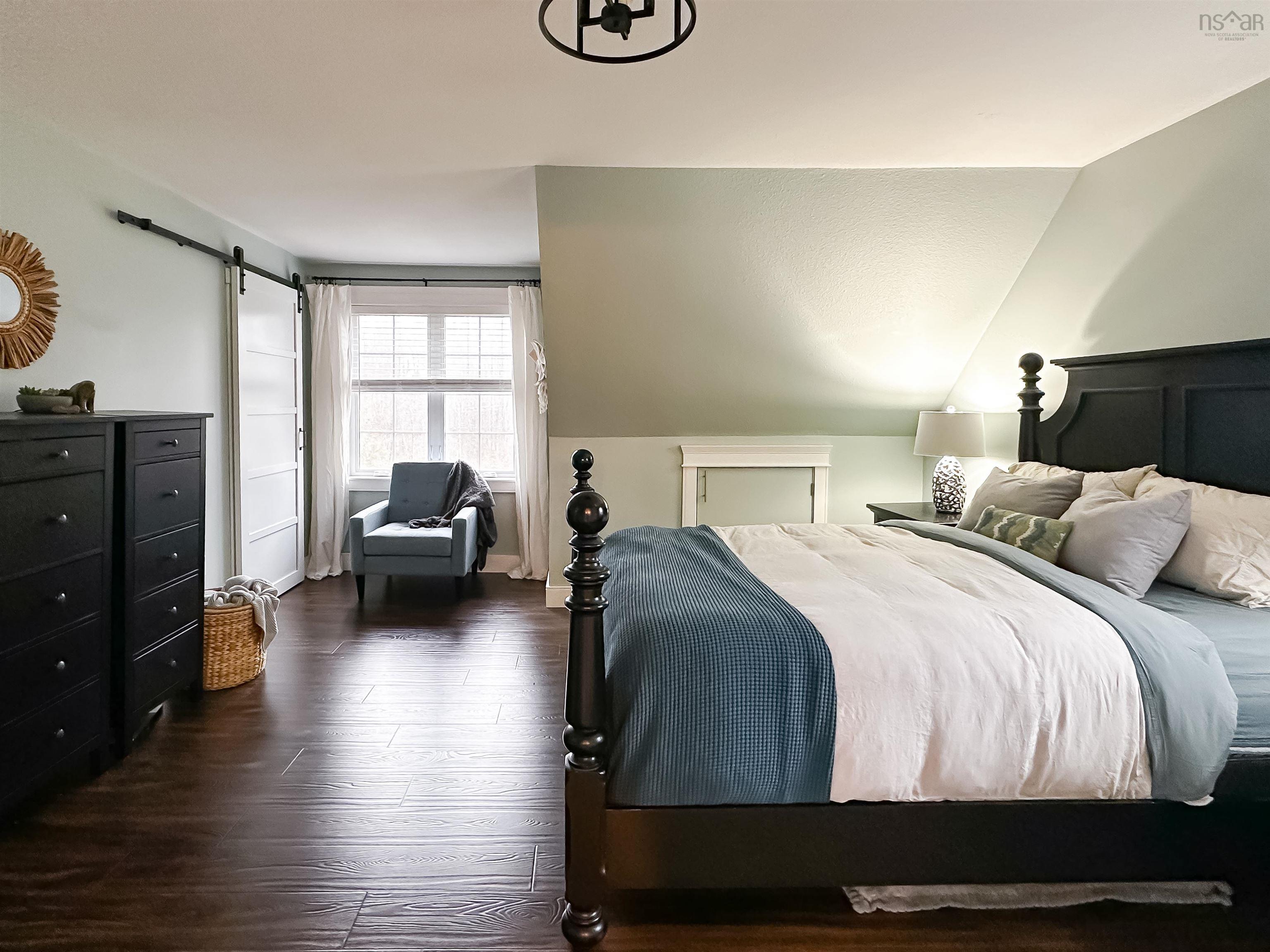 $689,900.00: 690 Maple Street, East Berwick