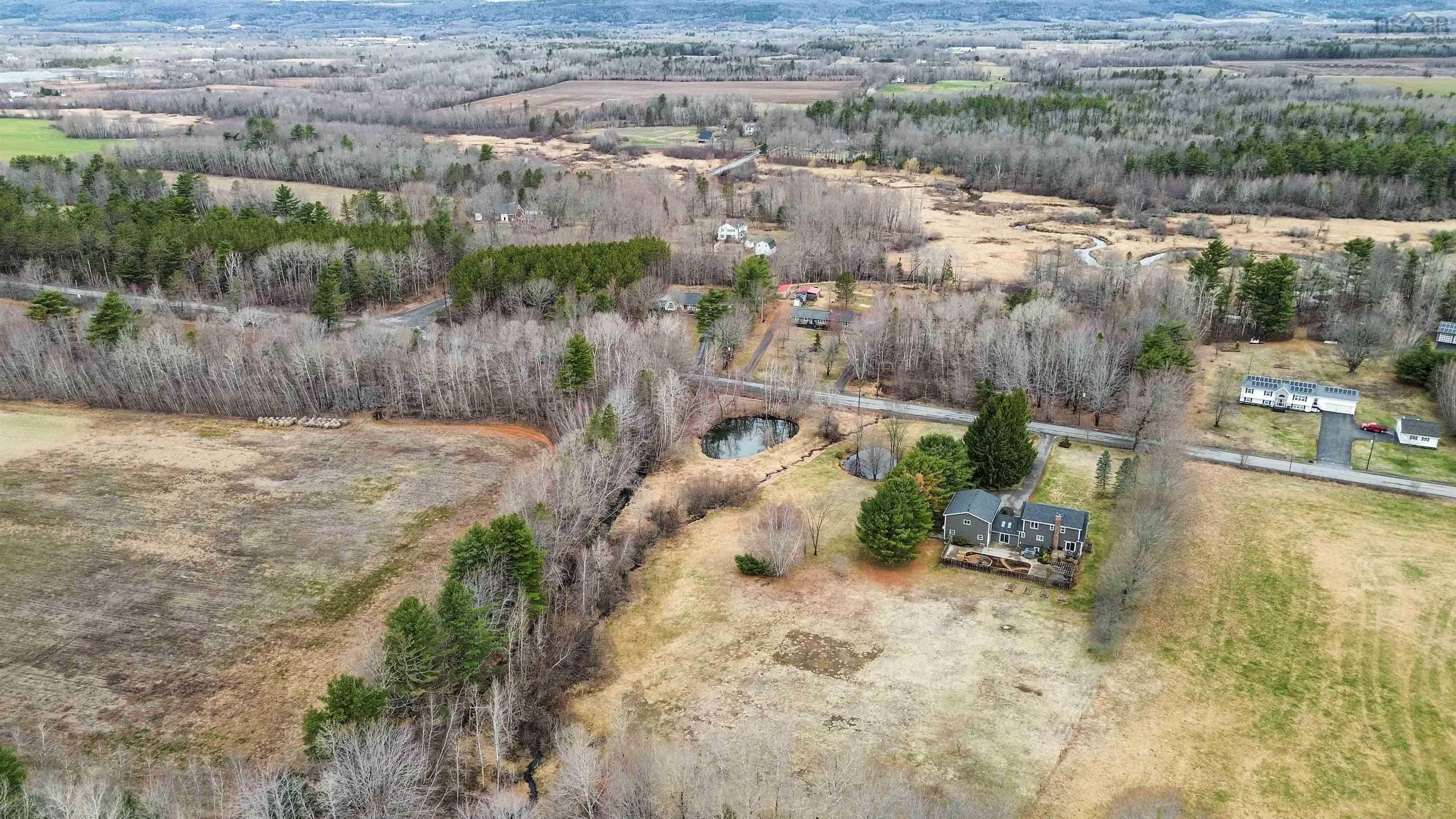 $689,900.00: 690 Maple Street, East Berwick