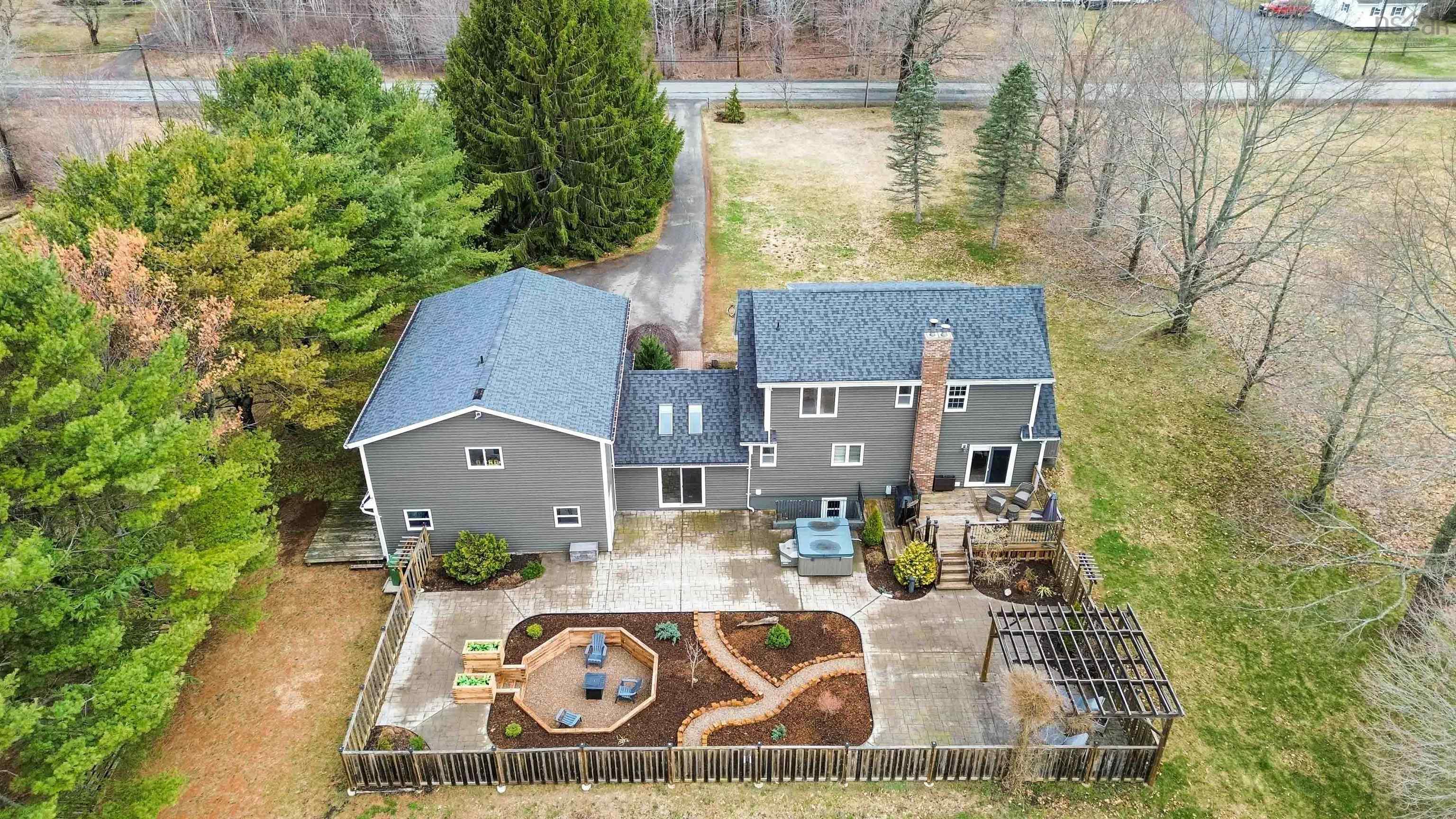 $689,900.00: 690 Maple Street, East Berwick