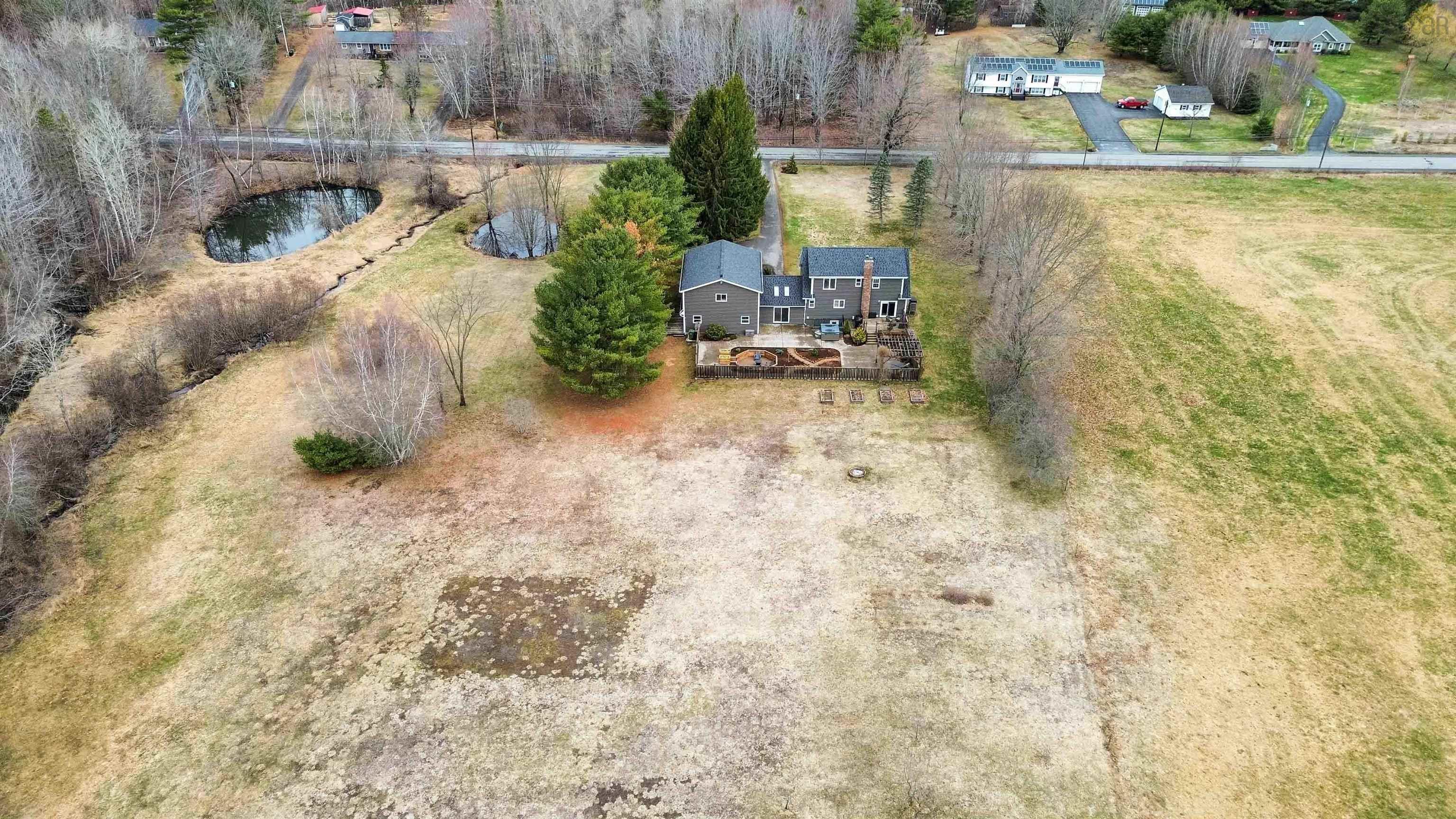 $689,900.00: 690 Maple Street, East Berwick