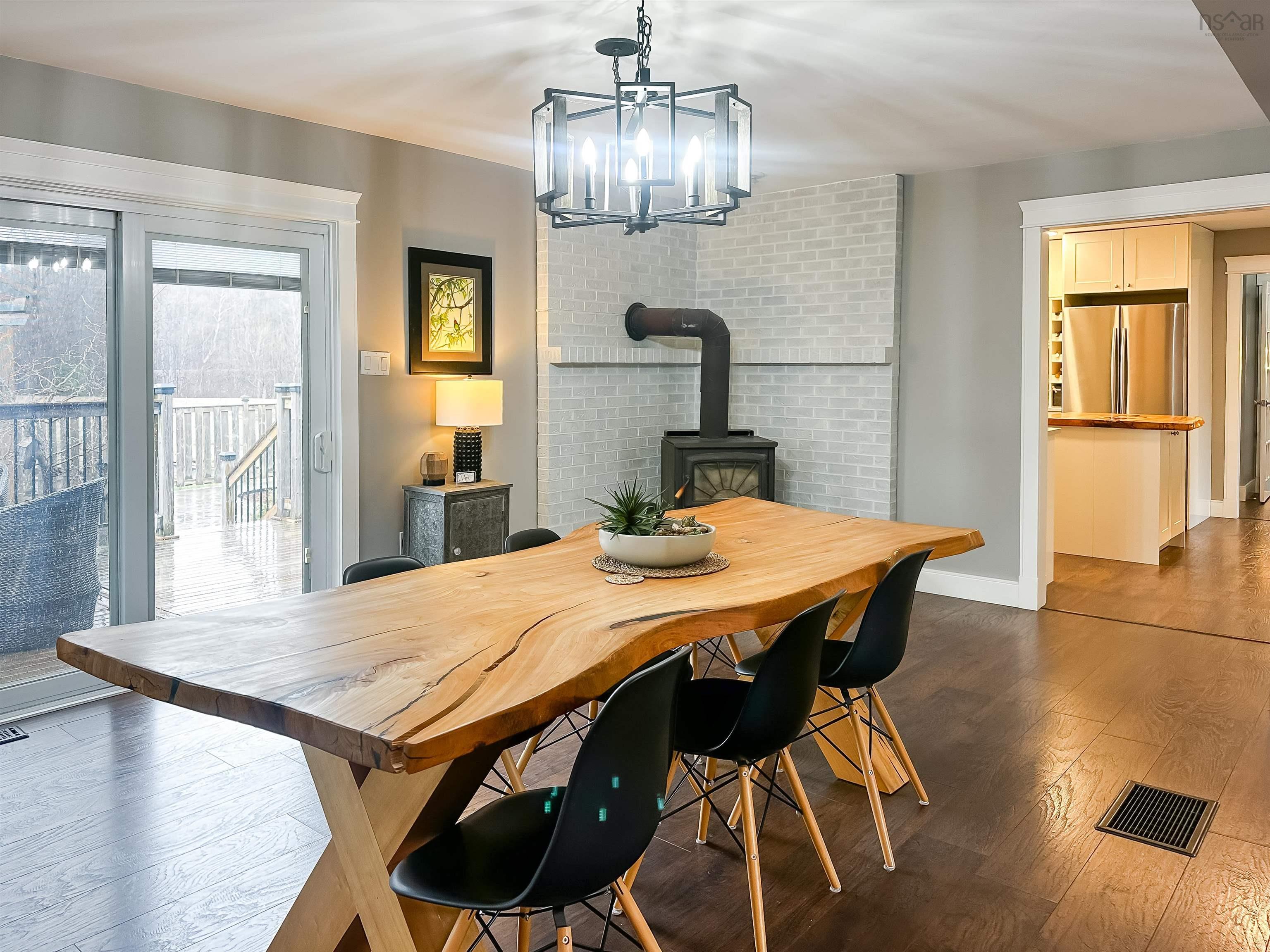 $689,900.00: 690 Maple Street, East Berwick