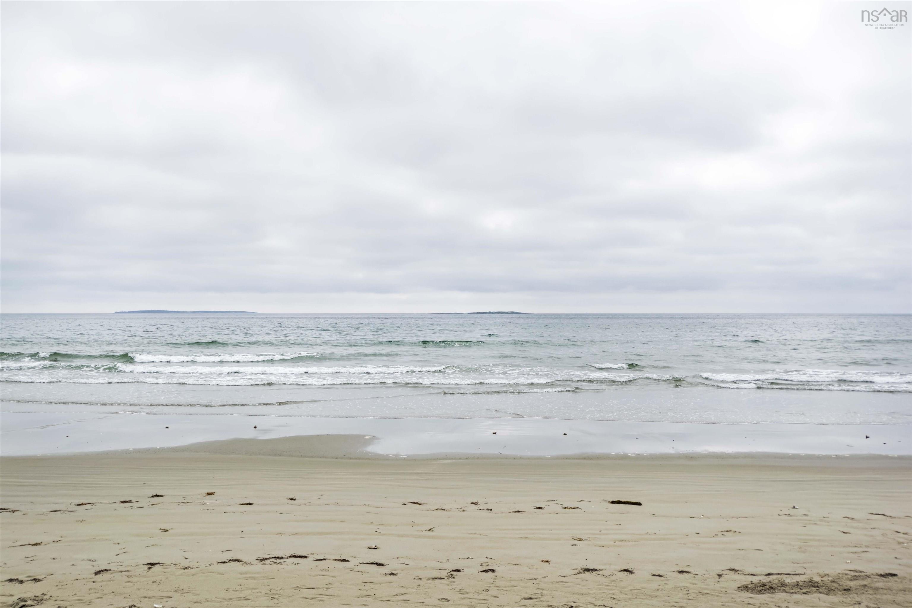 $149,900.00: 66 Kaakwogook Way, Clam Bay