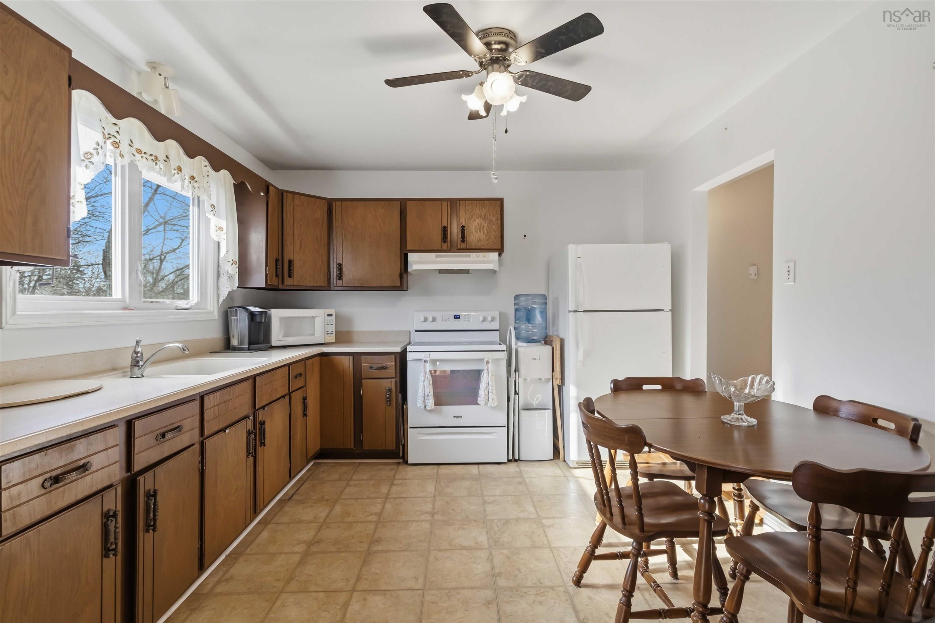 $499,900.00: 21 Carlheath Drive, Wellington