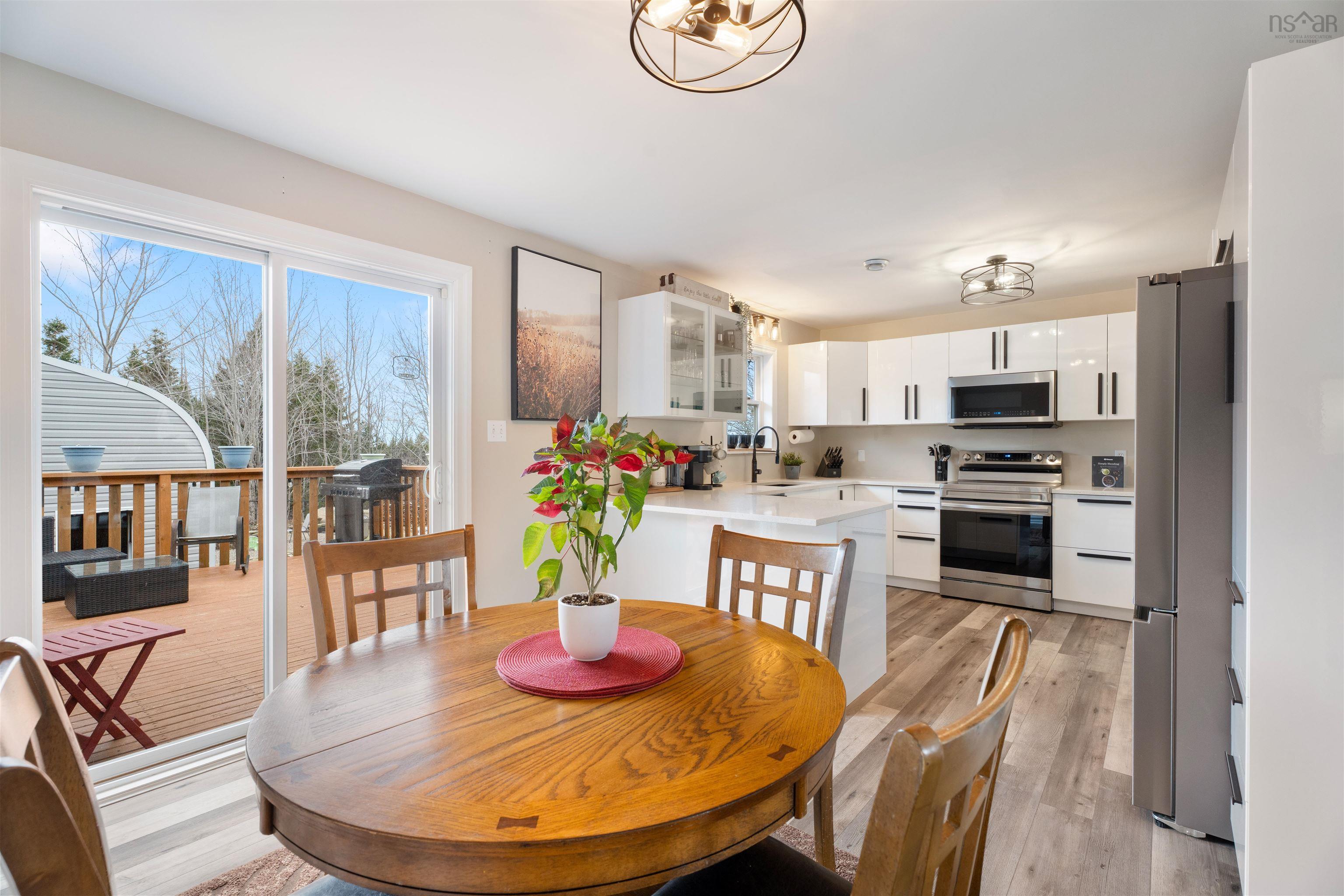 $574,900.00: 99 Loriann Drive, Porters Lake