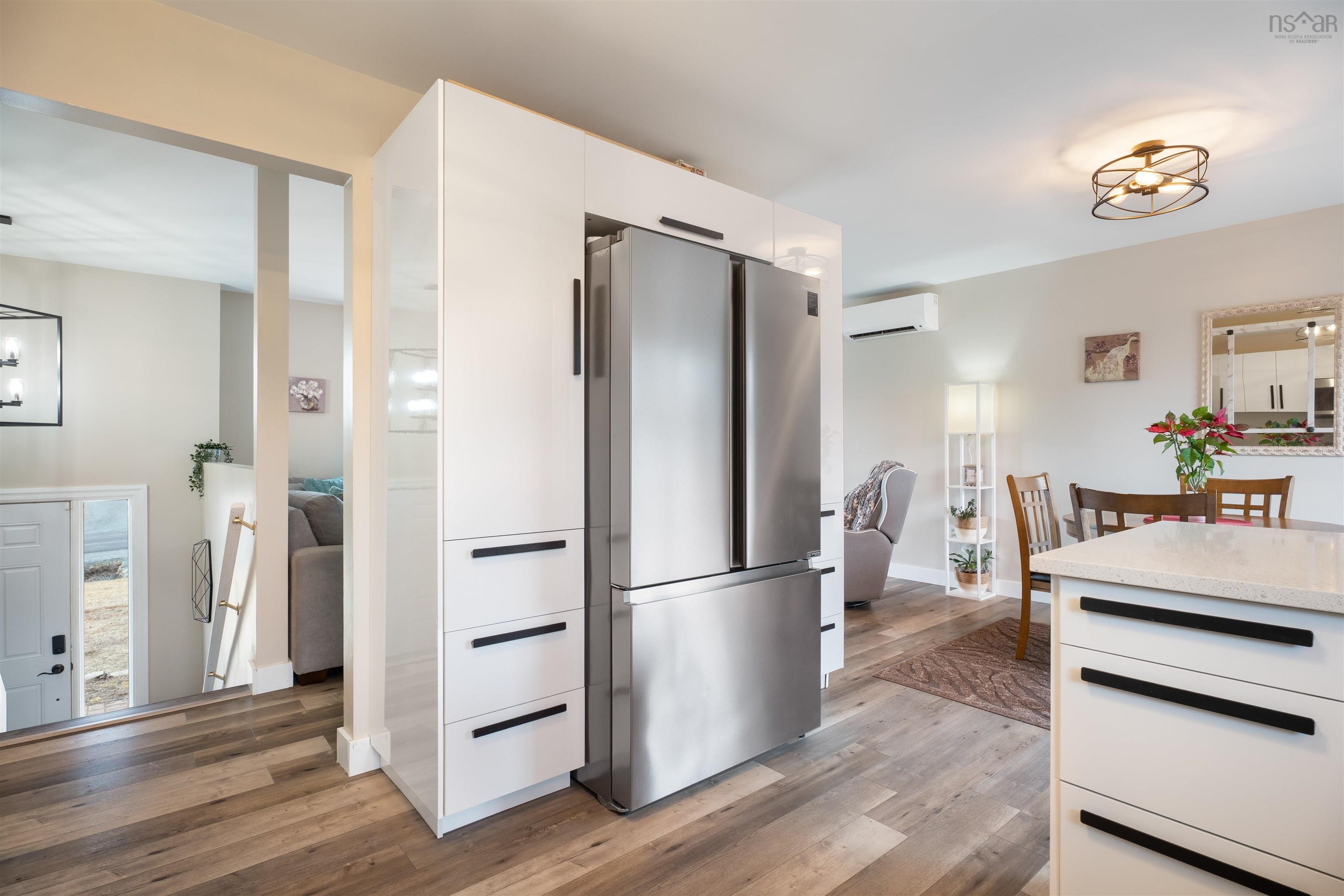 $574,900.00: 99 Loriann Drive, Porters Lake